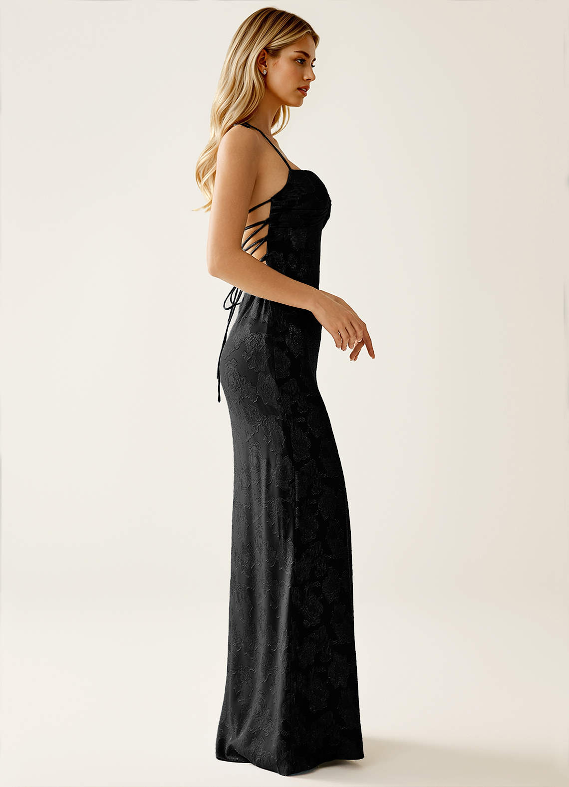 Angena Sheath Halter Floral Burnout Evening Dress in Black