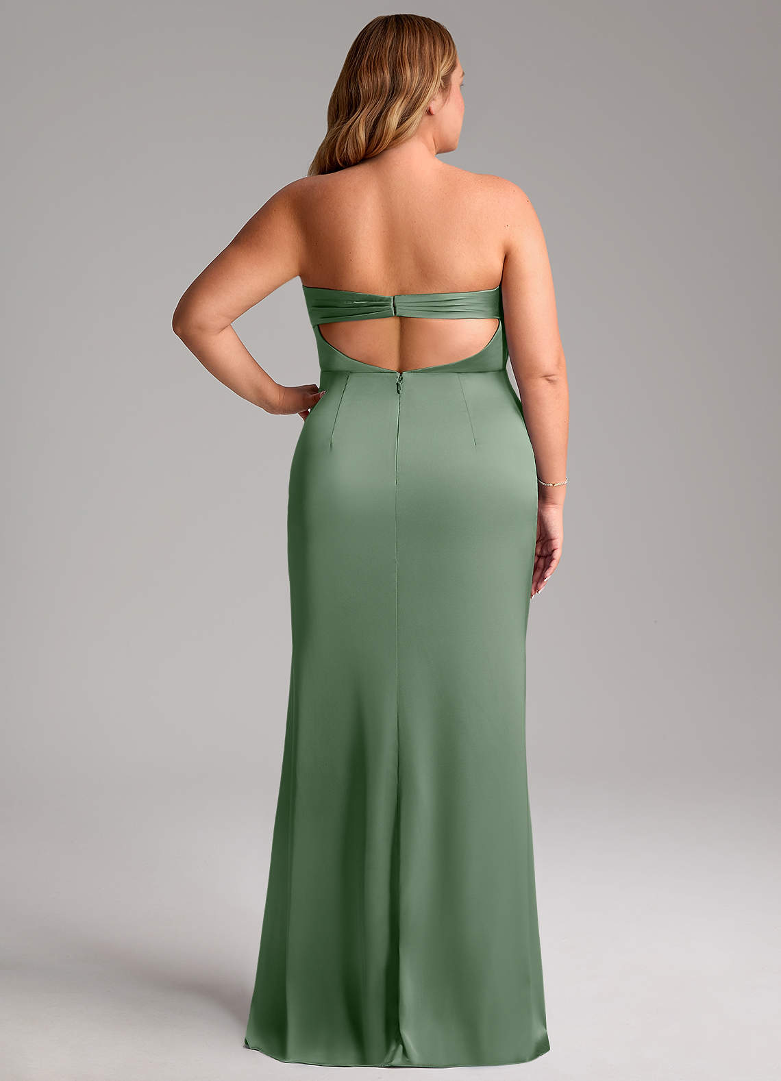 Leonis Mermaid Cowl-Neck Stretch Satin Bridesmaid Dress