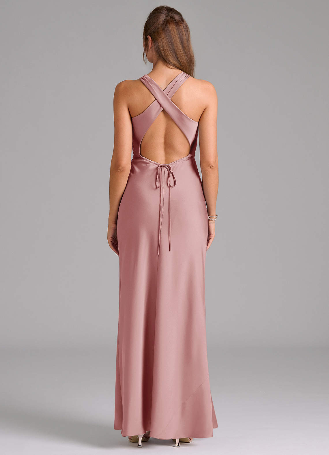 Evadne Sheath Scoop-Neck Stretch Satin Bridesmaid Dress in dusty rose