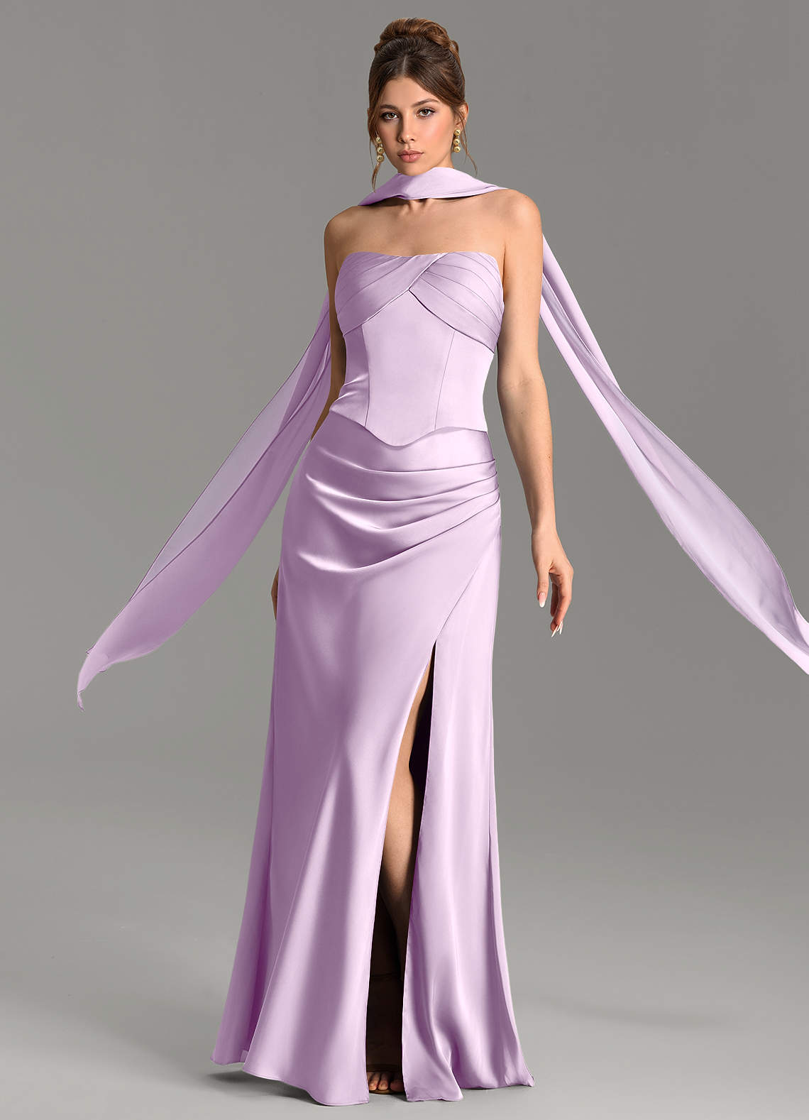 Nicki Sheath Scoop-Neck Stretch Satin Bridesmaid Dress in Frosted Lilac