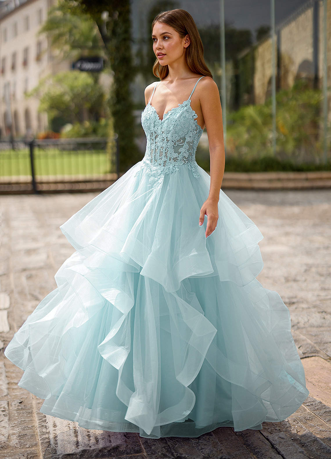 Spitze Ball Gown Sweetheart Lace Tulle Evening Dress in Blue
