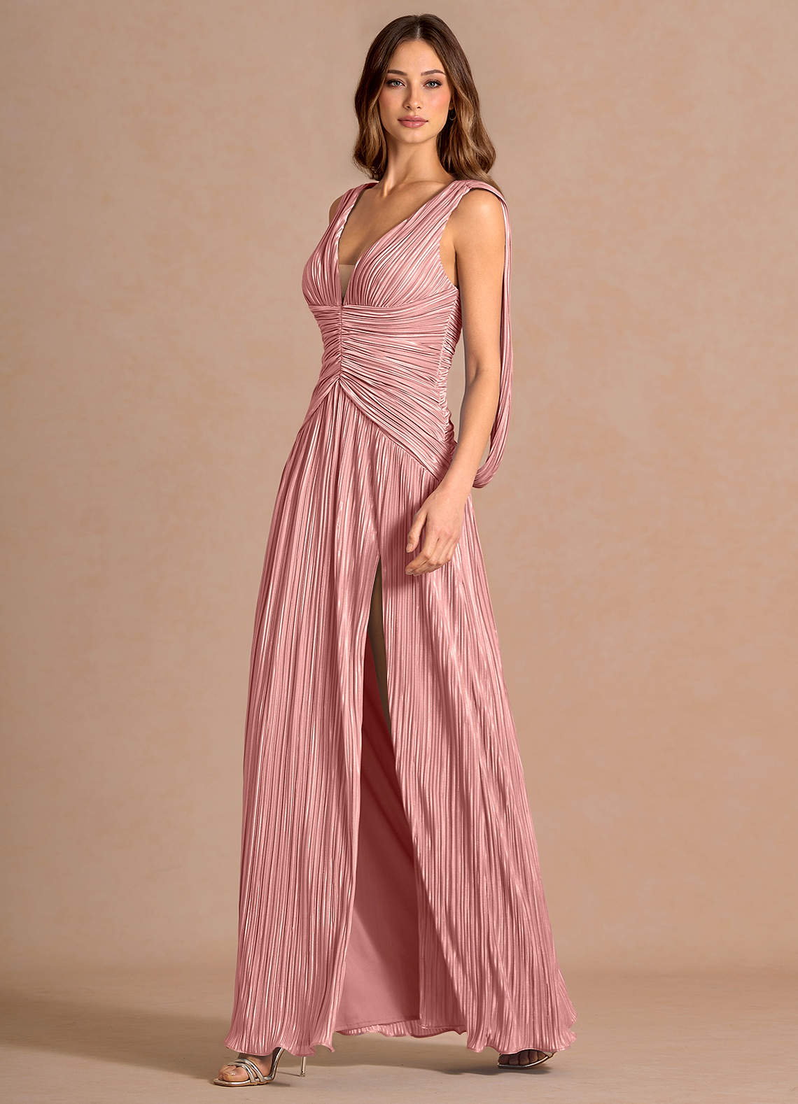 Quellia Sheath V-Neck Stretch Knit Wedding Guest Dress in Pink