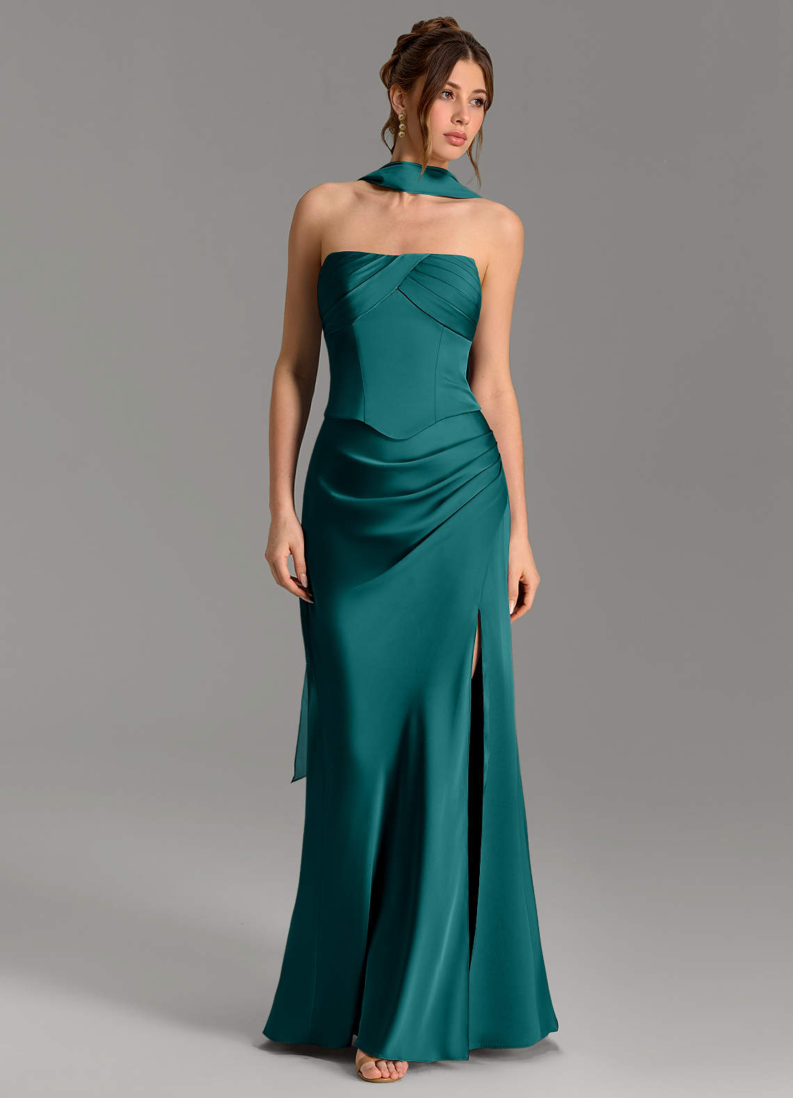 Nicki Sheath Scoop-Neck Stretch Satin Bridesmaid Dress in Peacock