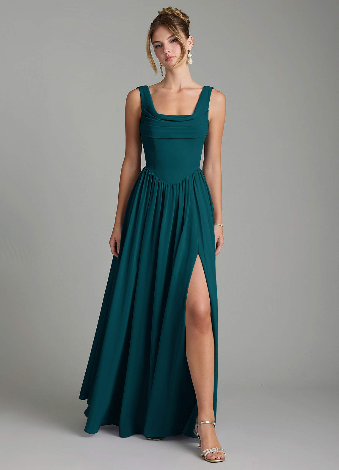 Novi A-Line Square-Neck Chiffon Bridesmaid Dress in Pine