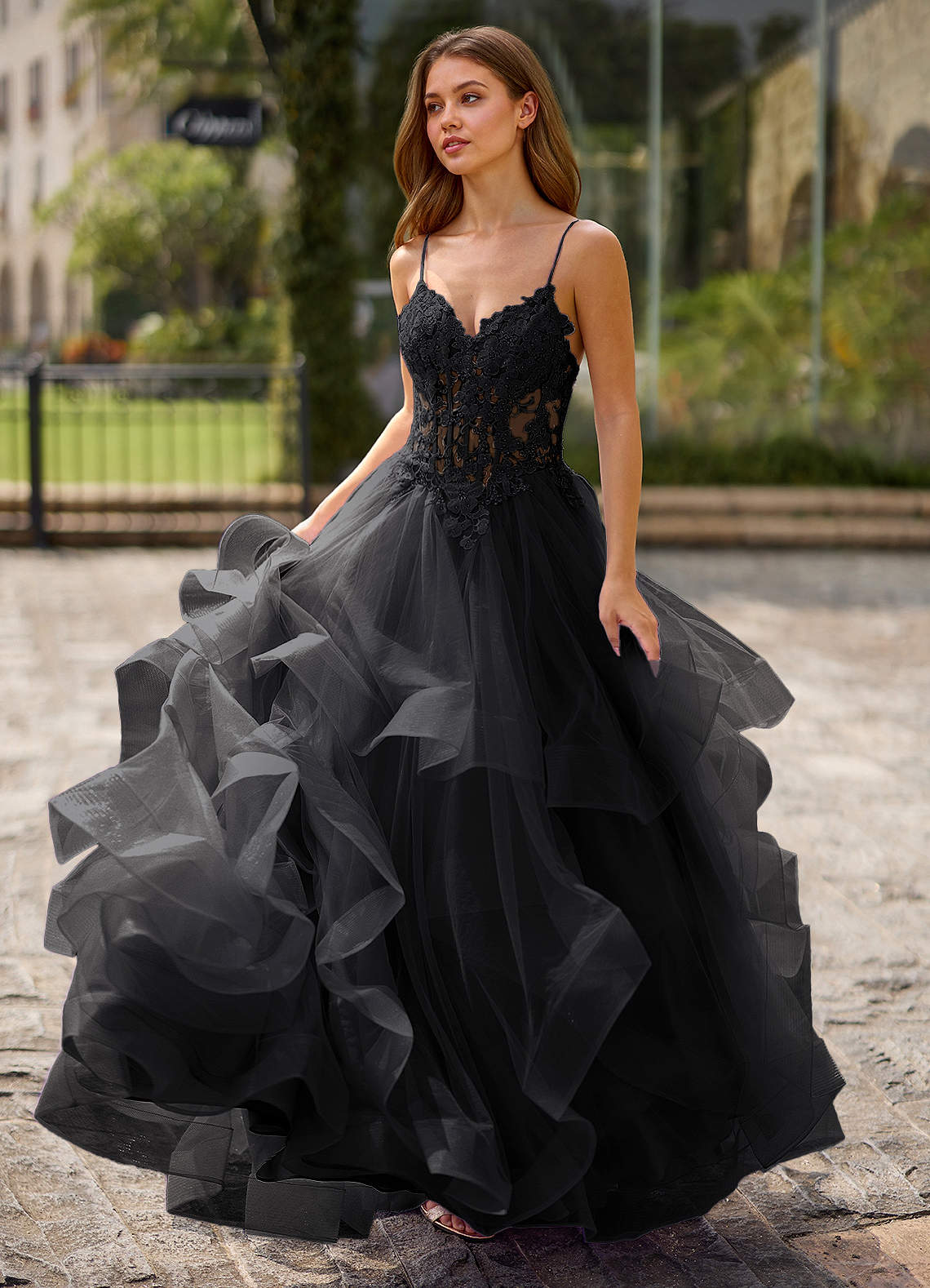 Spitze Ball Gown Sweetheart Lace Tulle Evening Dress in black