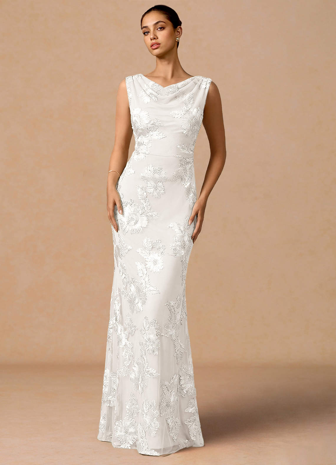 Elowis Column Open-Back Floral Mesh Evening Dress in Cloud White
