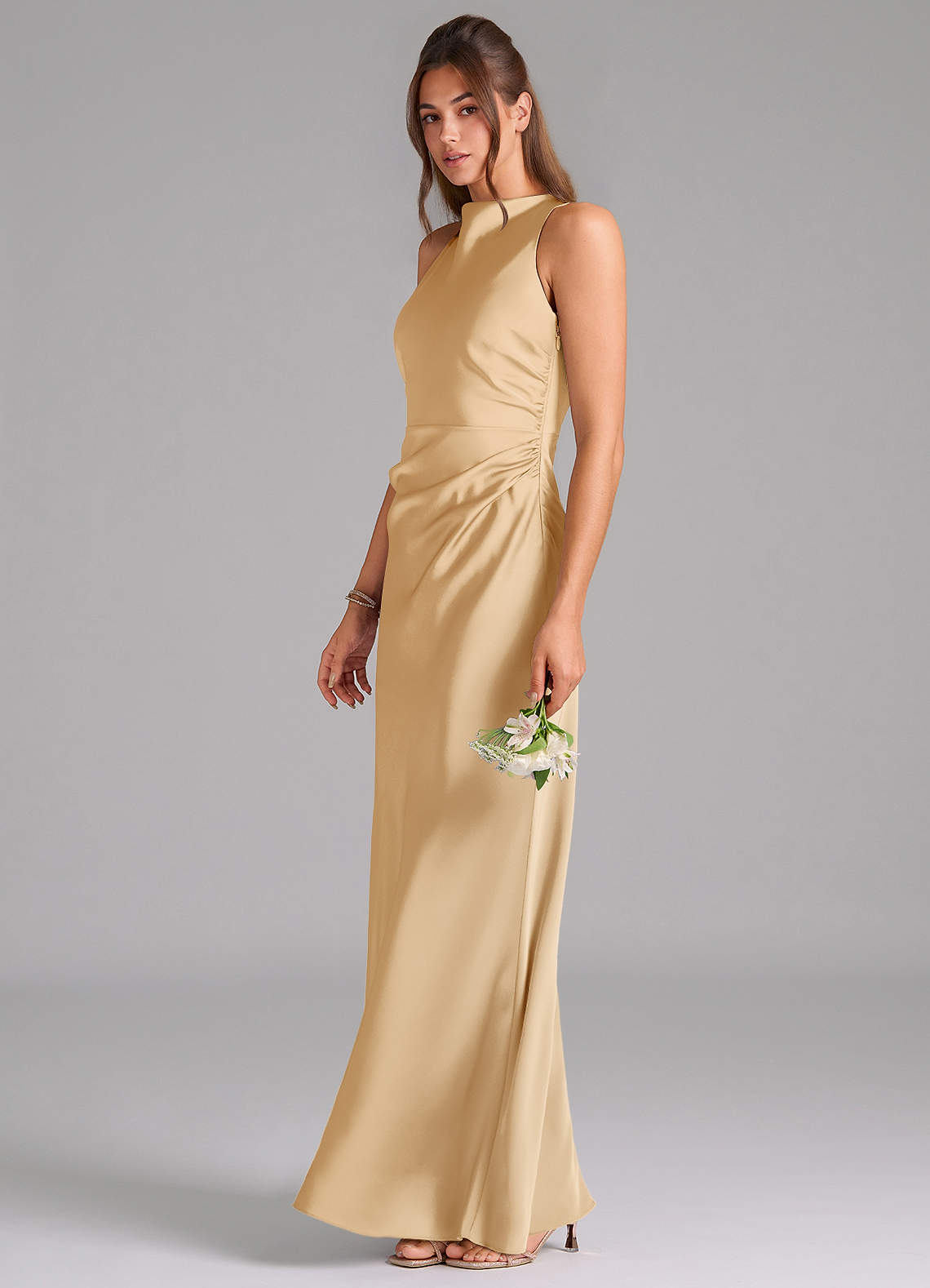 Evadne Sheath Scoop-Neck Stretch Satin Bridesmaid Dress in Gold