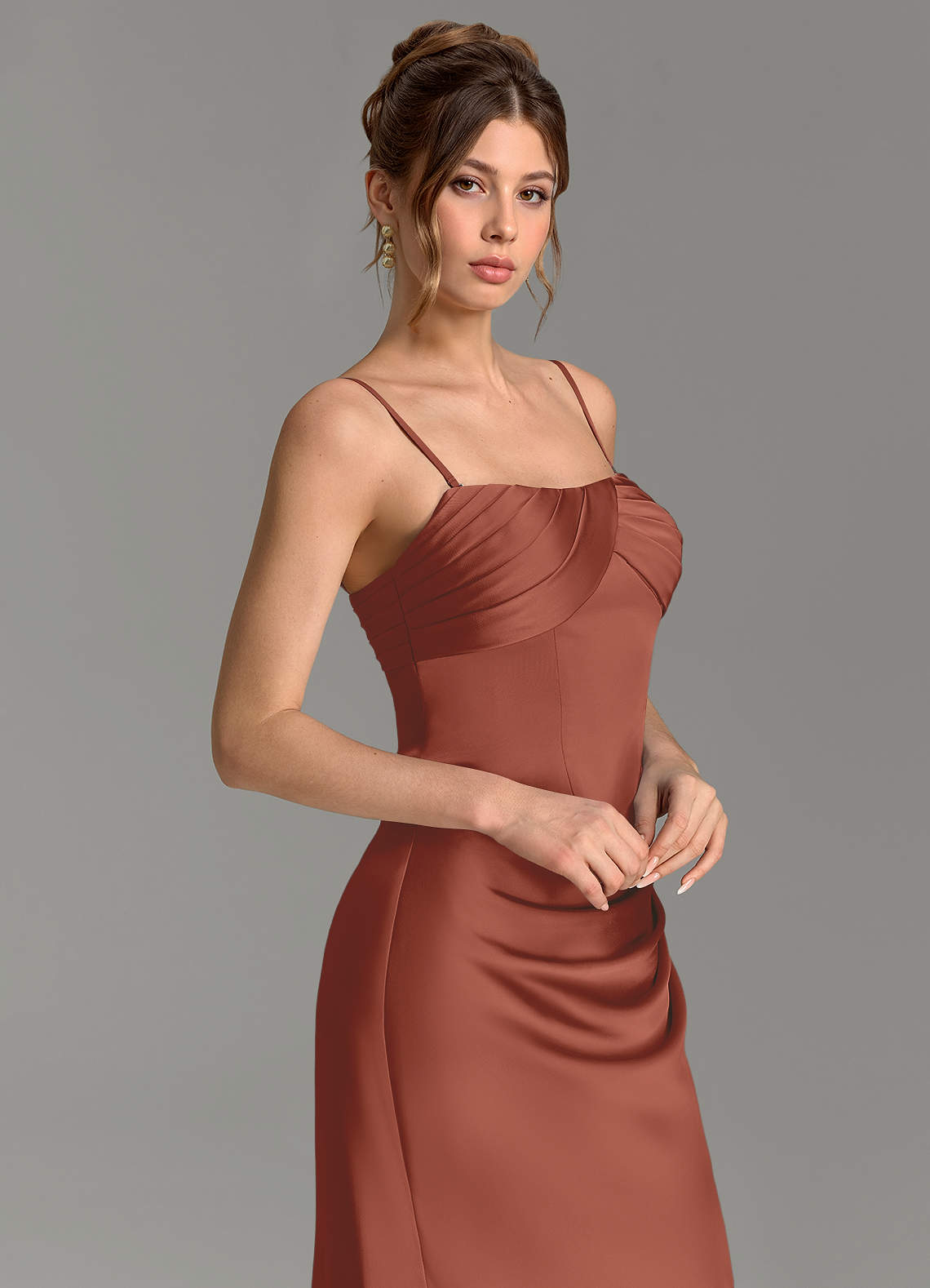 Nicki Sheath Scoop-Neck Stretch Satin Bridesmaid Dress in Auburn