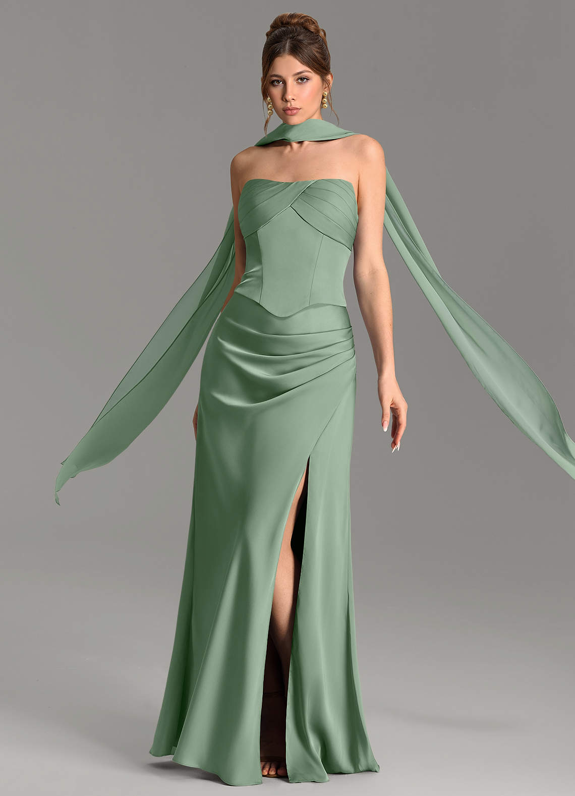 Nicki Sheath Scoop-Neck Stretch Satin Bridesmaid Dress in Matcha