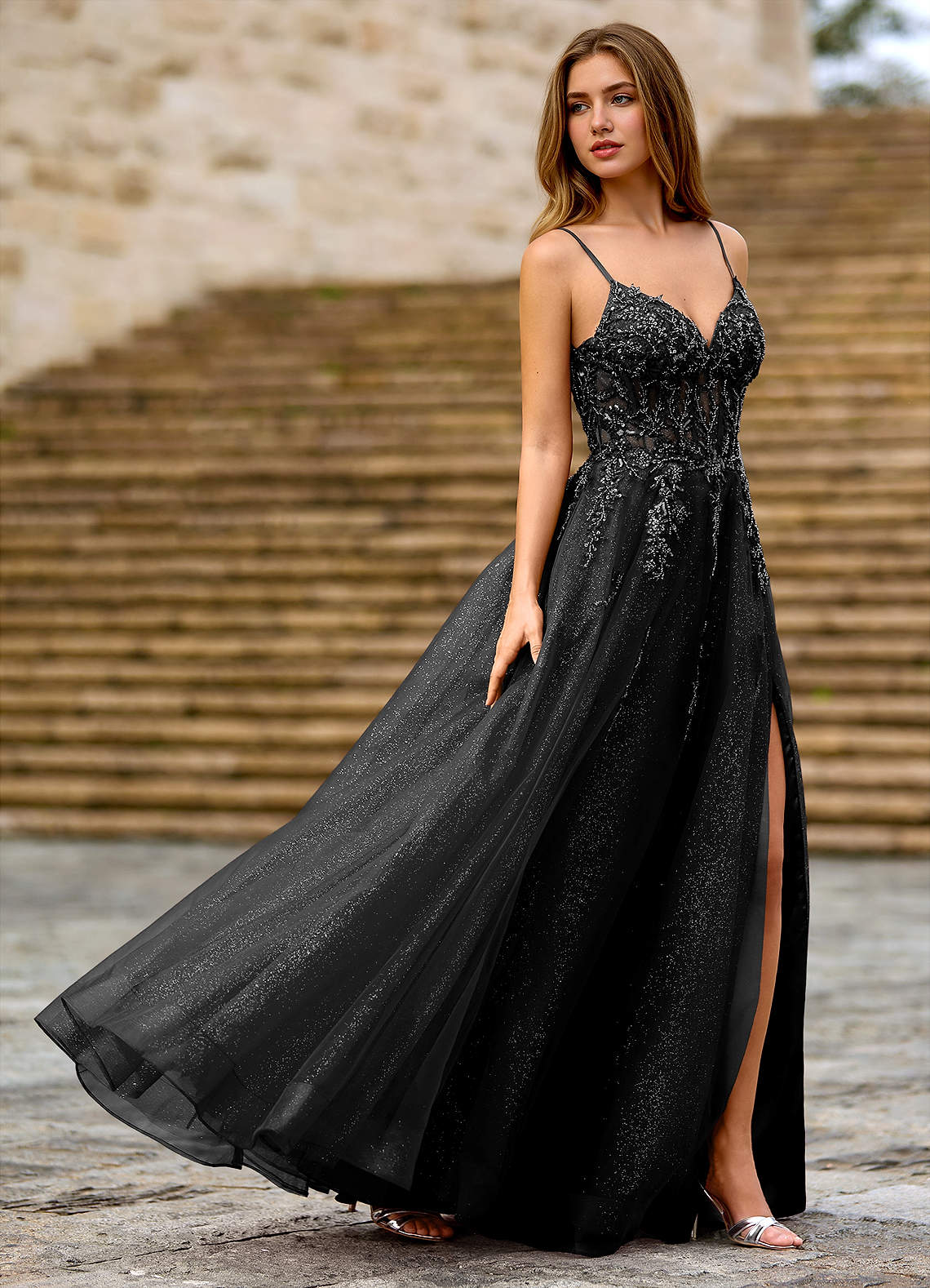 Milliener A-Line V-Neck Tulle Evening Dress in black