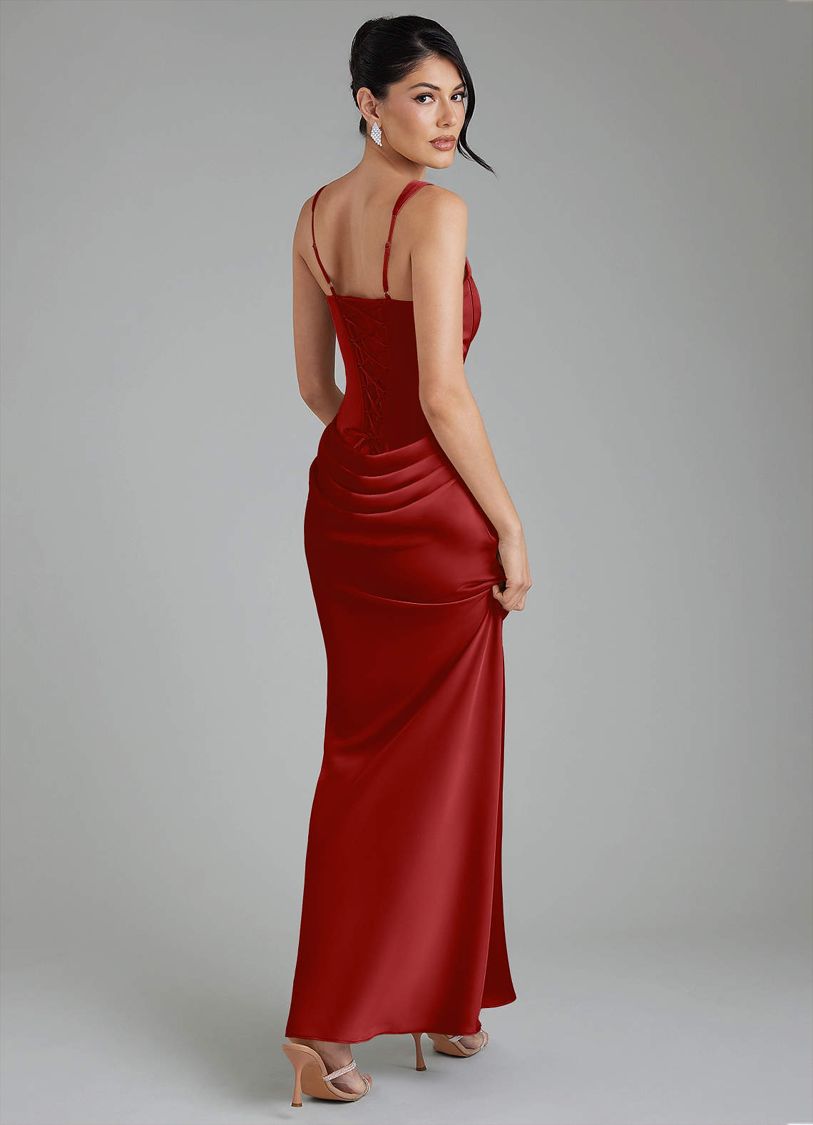Etta Mermaid Square-Neck Stretch Satin Bridesmaid Dress in Pomegranate