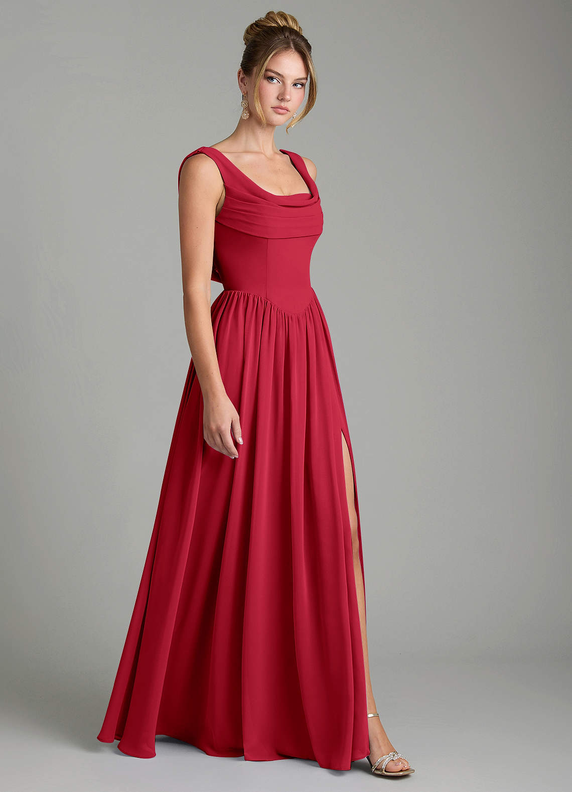 Novi A-Line Square-Neck Chiffon Bridesmaid Dress in Scarlet