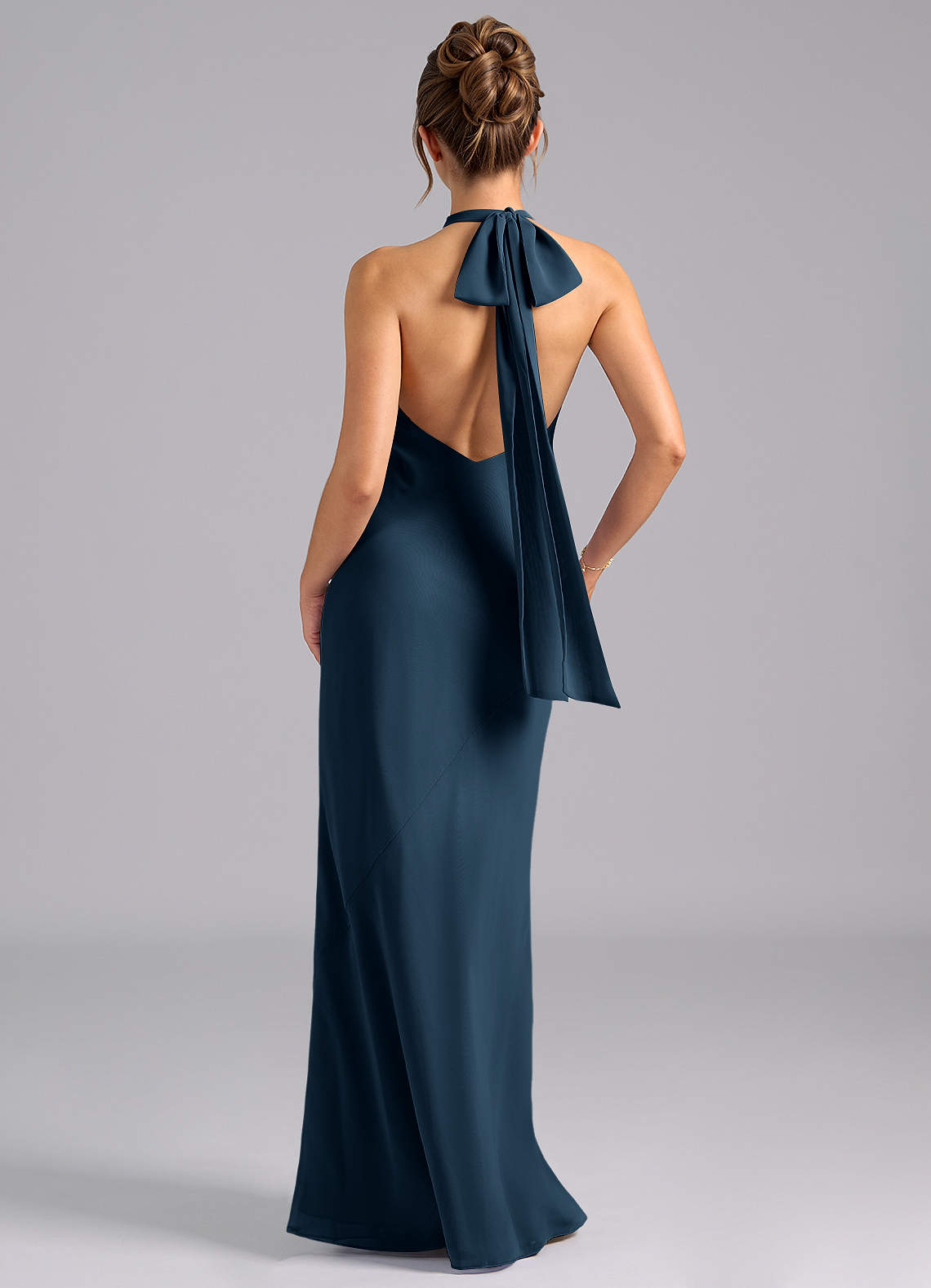 Velli Mermaid Halter Chiffon Bridesmaid Dress in Dark Navy