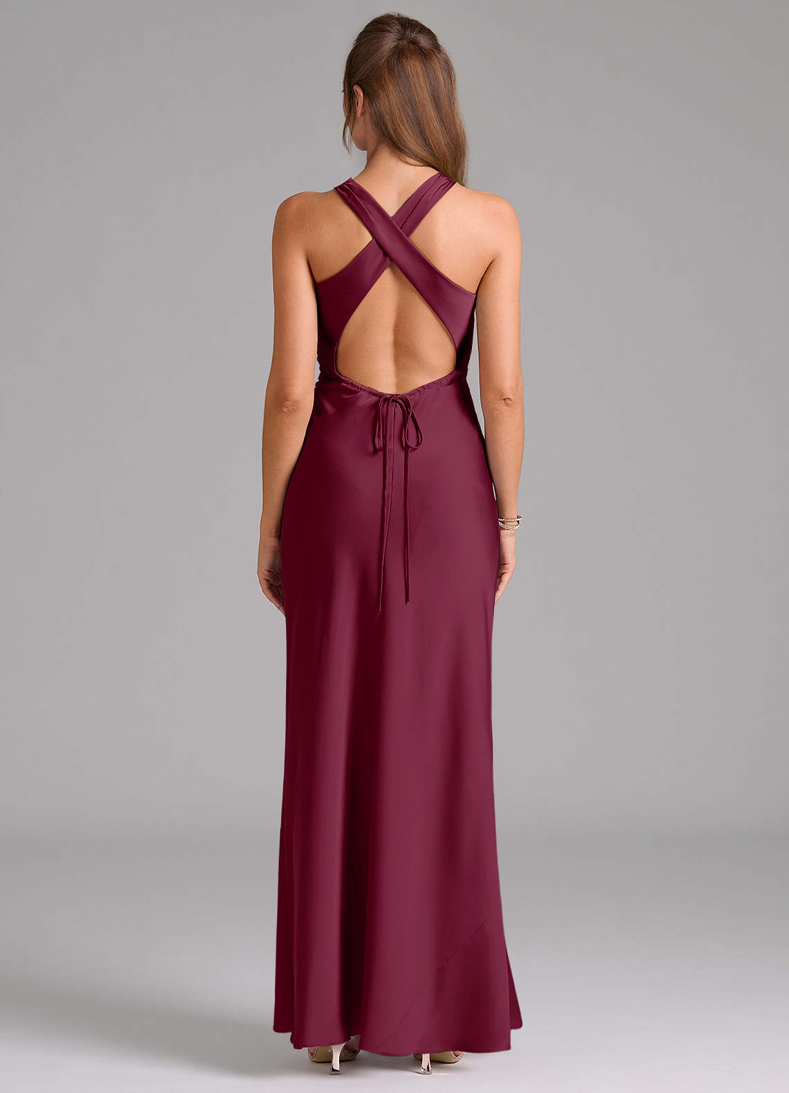 Evadne Sheath Scoop-Neck Stretch Satin Bridesmaid Dress in Mulberry