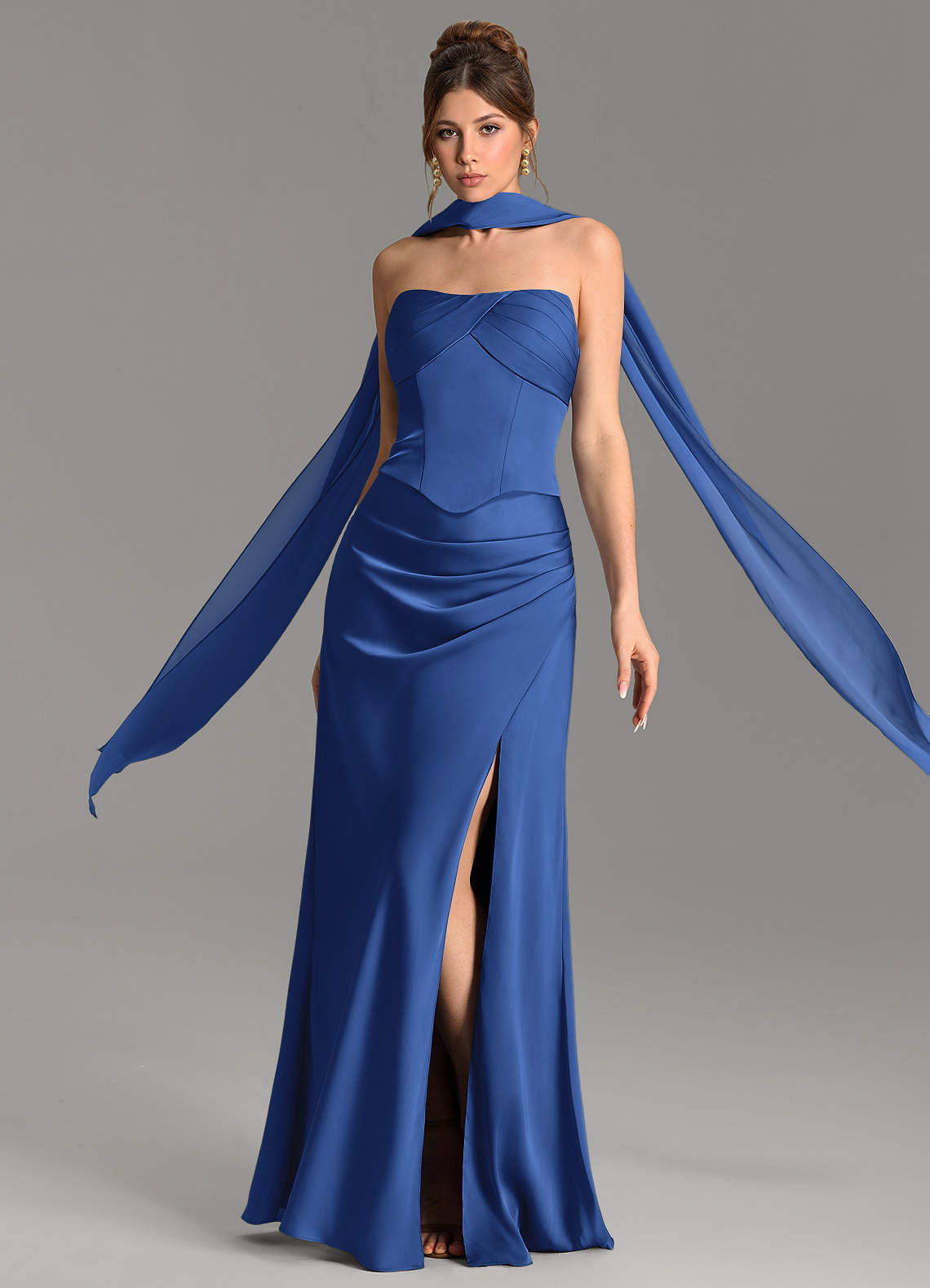 Nicki Sheath Scoop-Neck Stretch Satin Bridesmaid Dress in Royal Blue