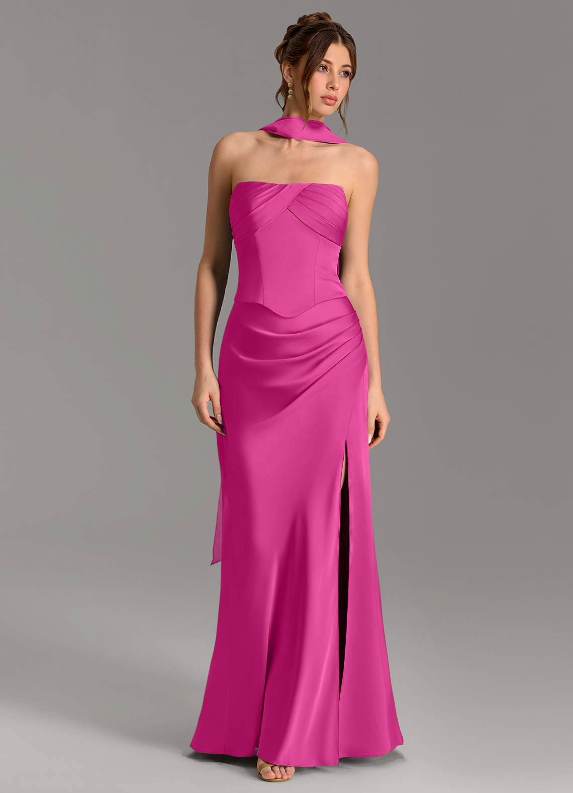 Nicki Sheath Scoop-Neck Stretch Satin Bridesmaid Dress in Fuchsia