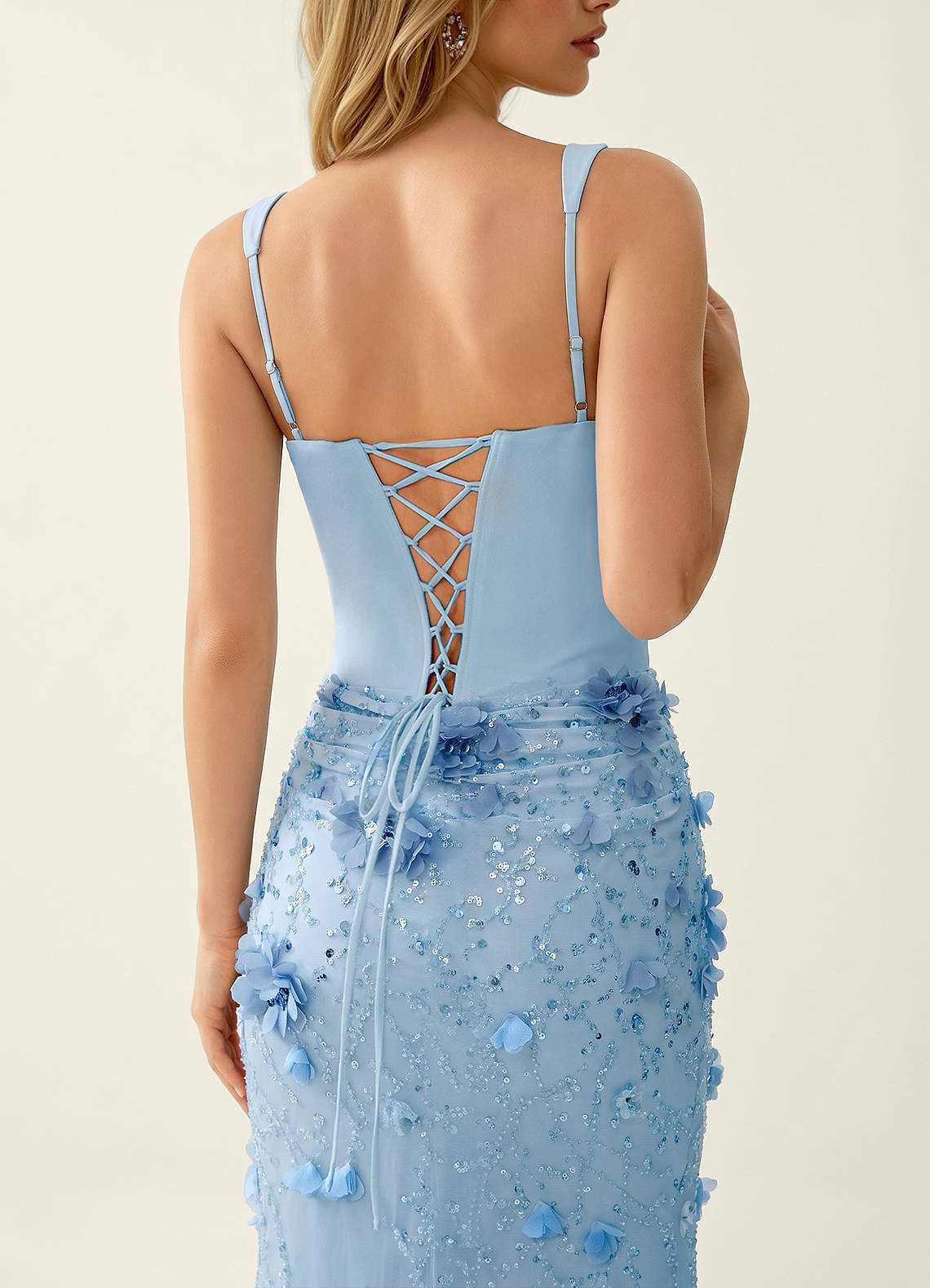 Belinda Mermaid Square-Neck Sequined Tulle Evening Dress in Blue