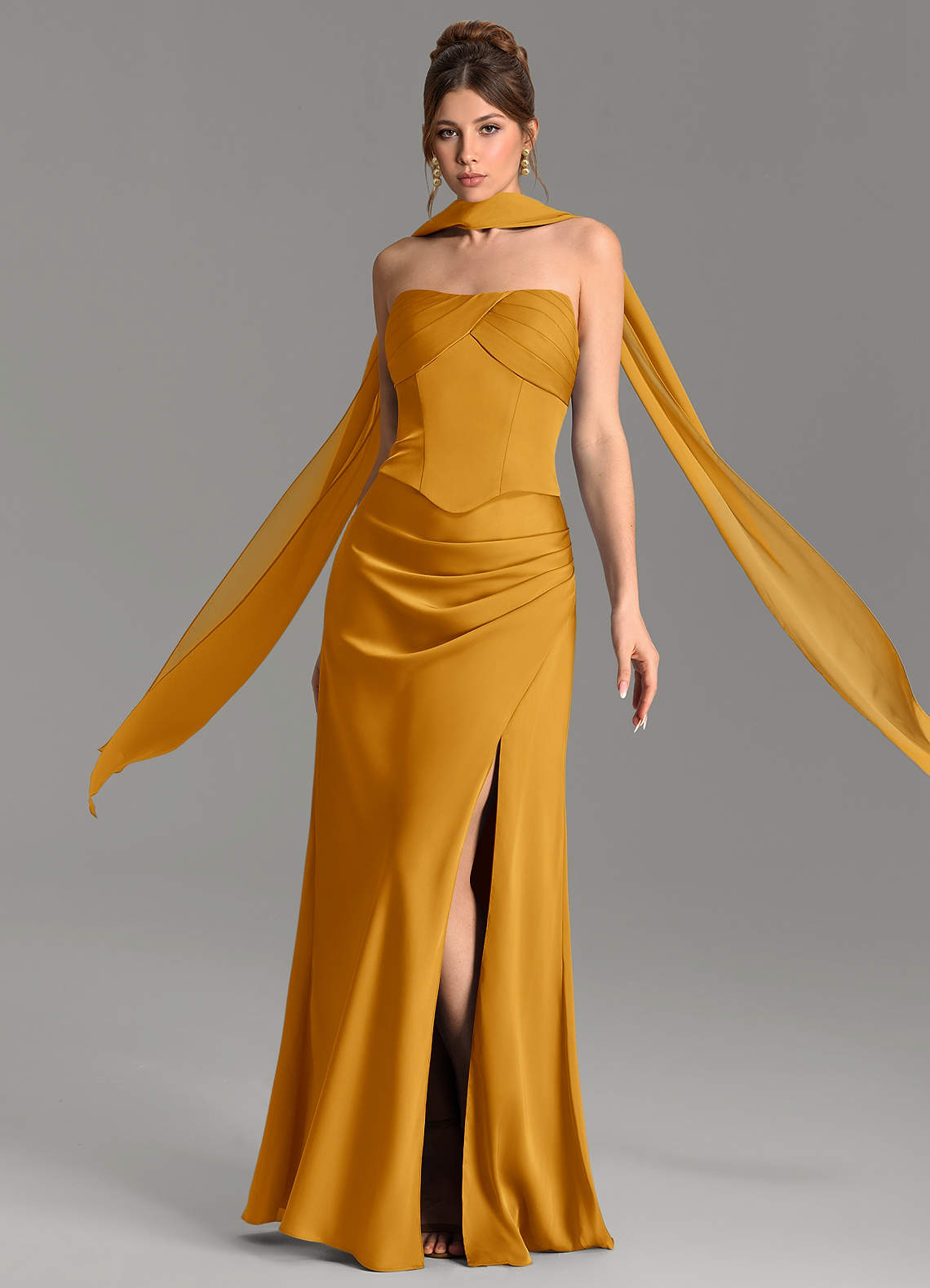 Nicki Sheath Scoop-Neck Stretch Satin Bridesmaid Dress in butterscotch