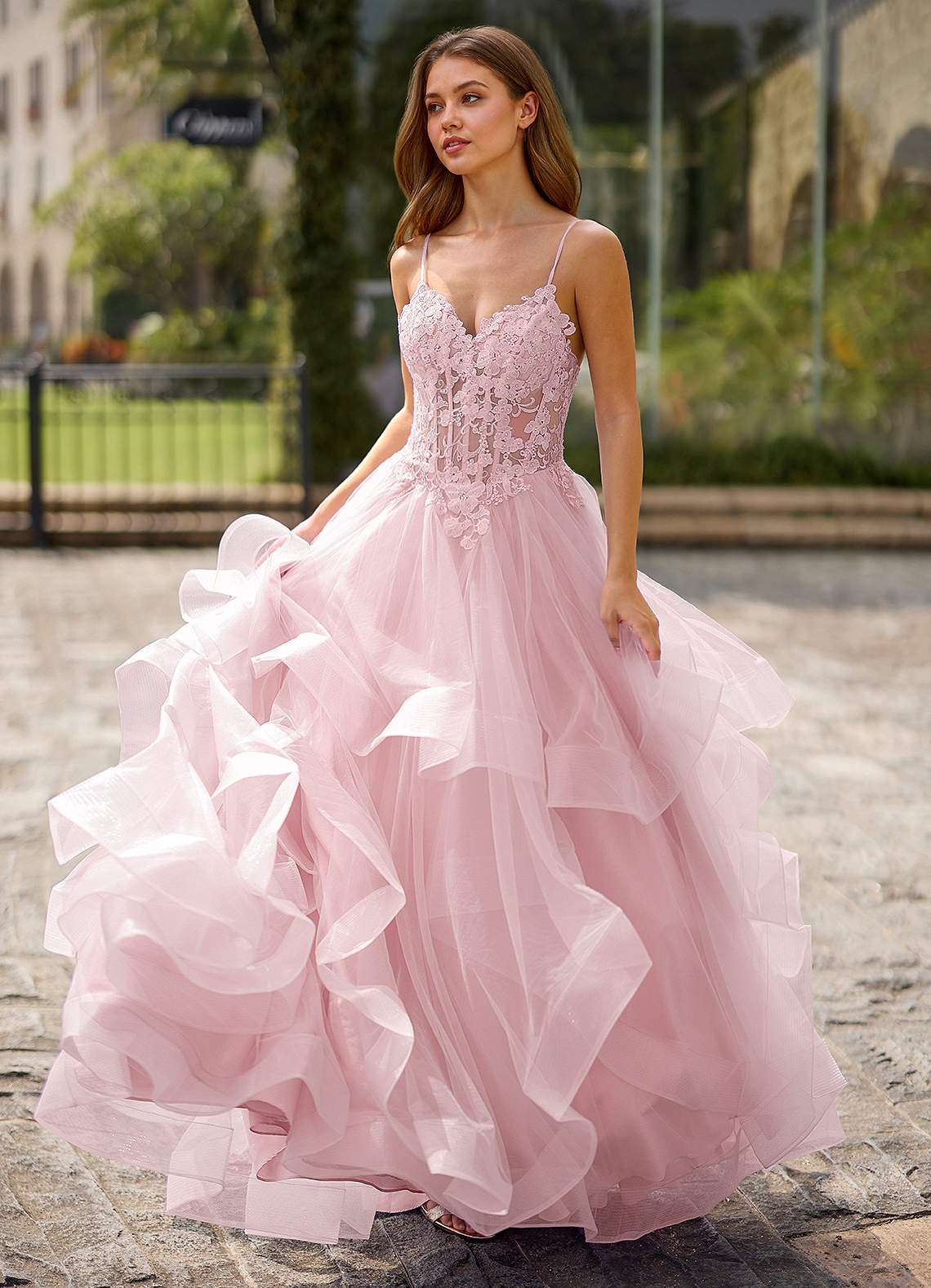 Spitze Ball Gown Sweetheart Lace Tulle Evening Dress in candy pink
