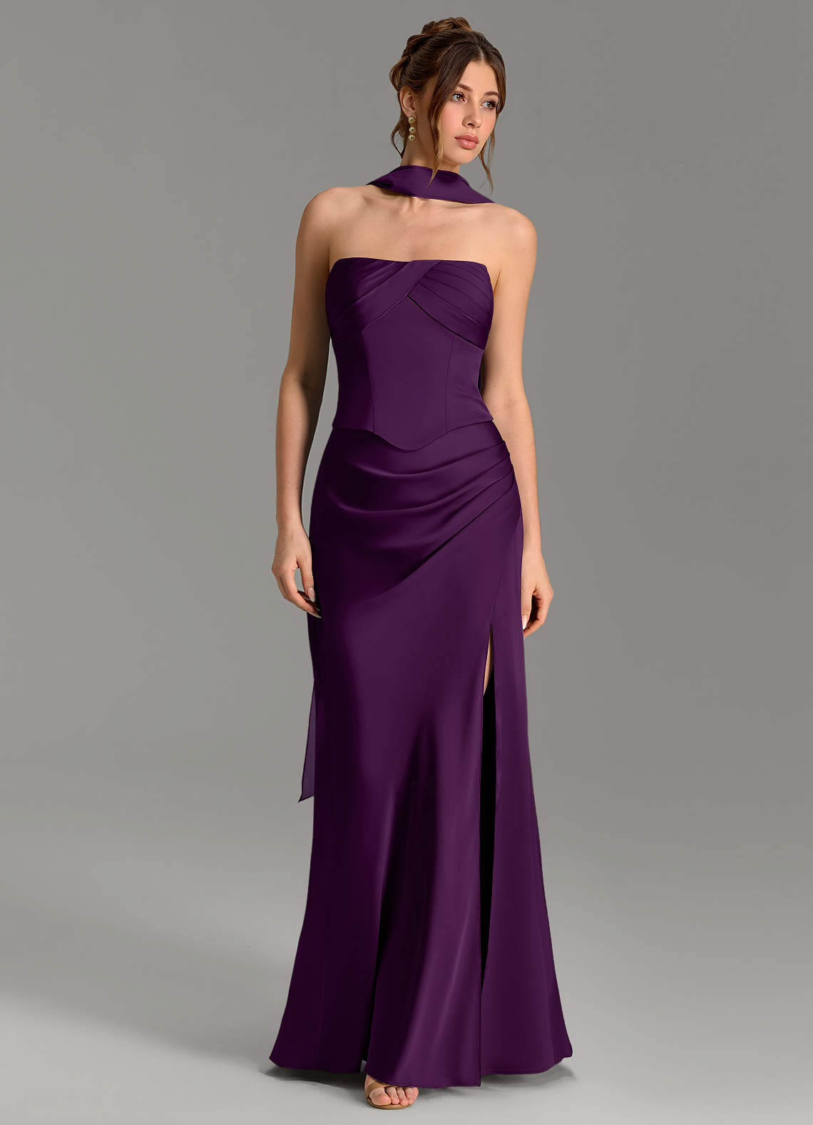 Nicki Sheath Scoop-Neck Stretch Satin Bridesmaid Dress in Grape