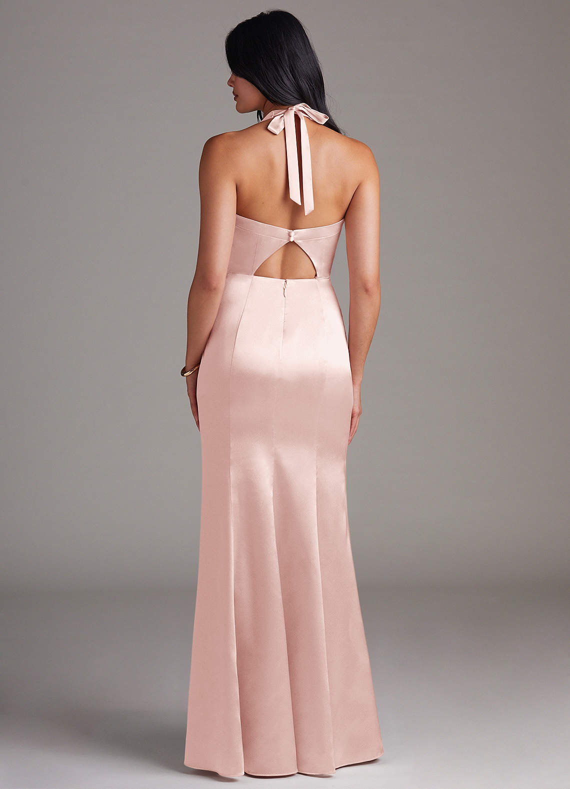 Emeria Sheath Halter Metallic Satin Bridesmaid Dress in Blushing Pink