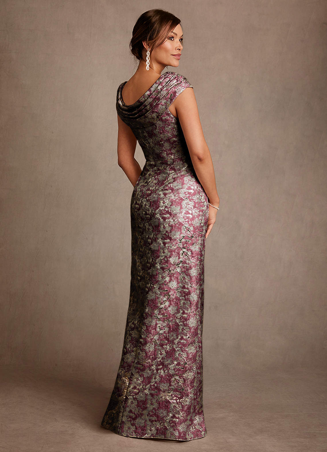 Irvine A-Line Scoop-Neck Jacquard Mother of the Bride Dress in Cabernet