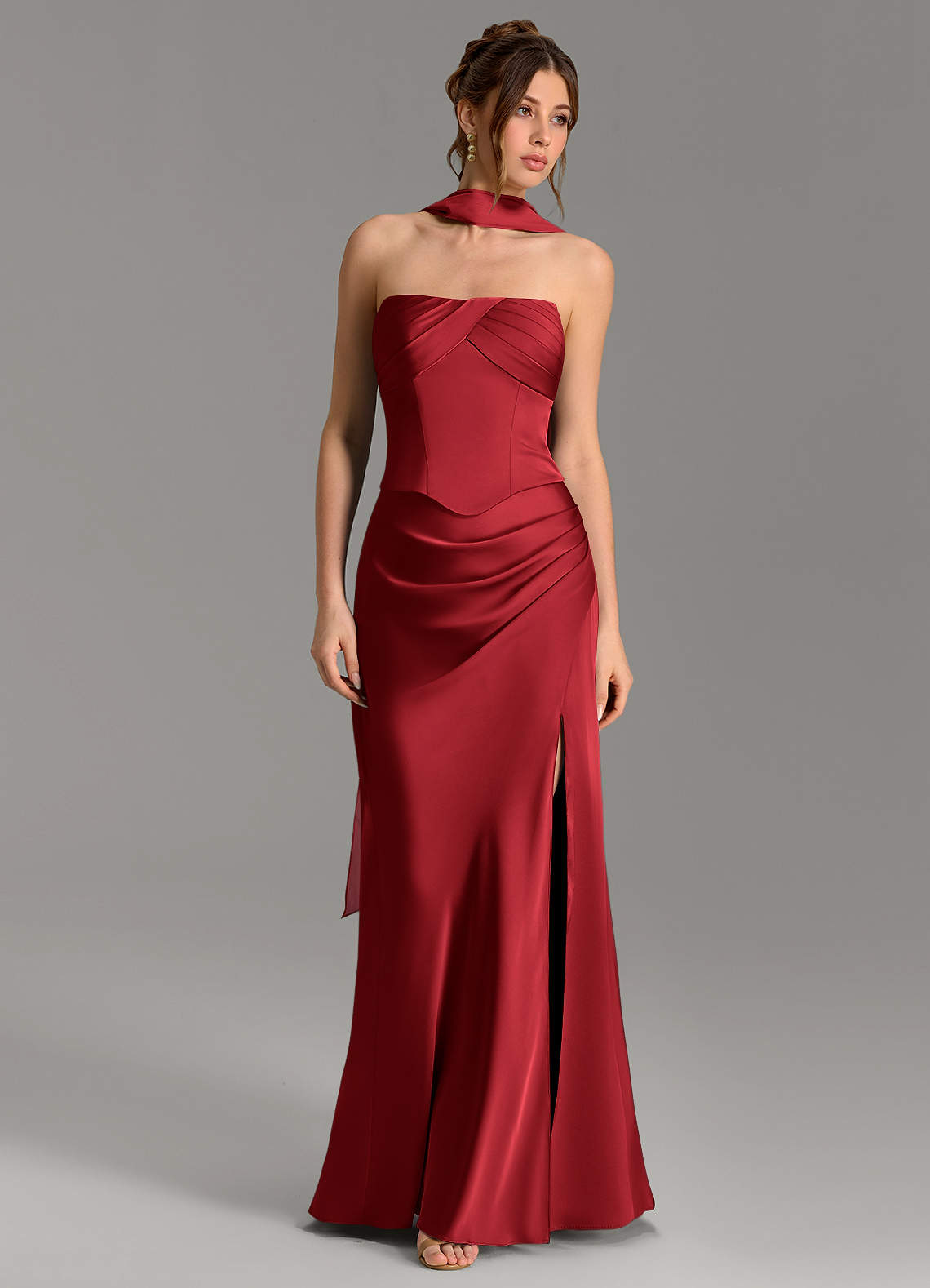 Nicki Sheath Scoop-Neck Stretch Satin Bridesmaid Dress in Scarlet