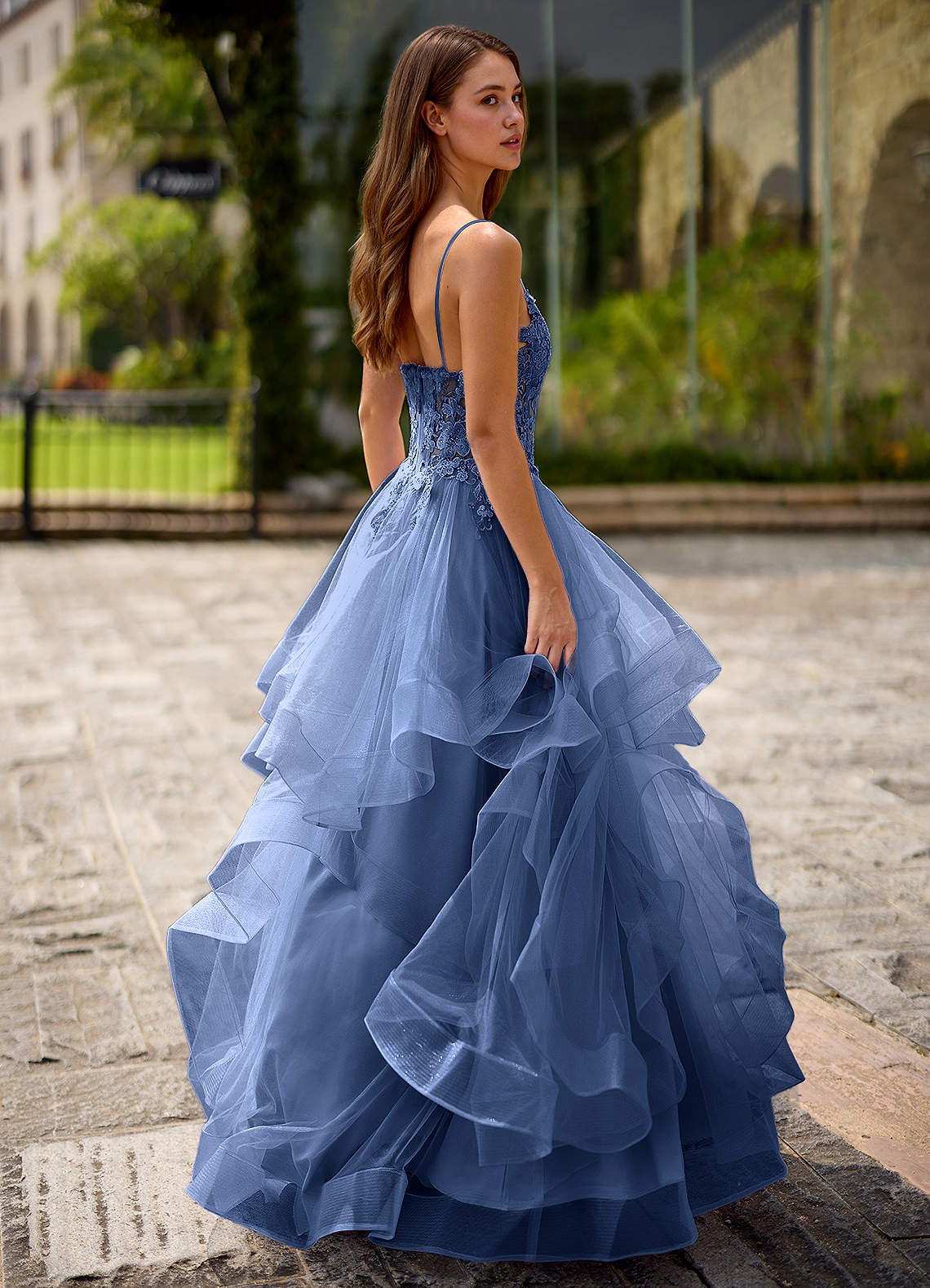 Spitze Ball Gown Sweetheart Lace Tulle Evening Dress in Steel Blue