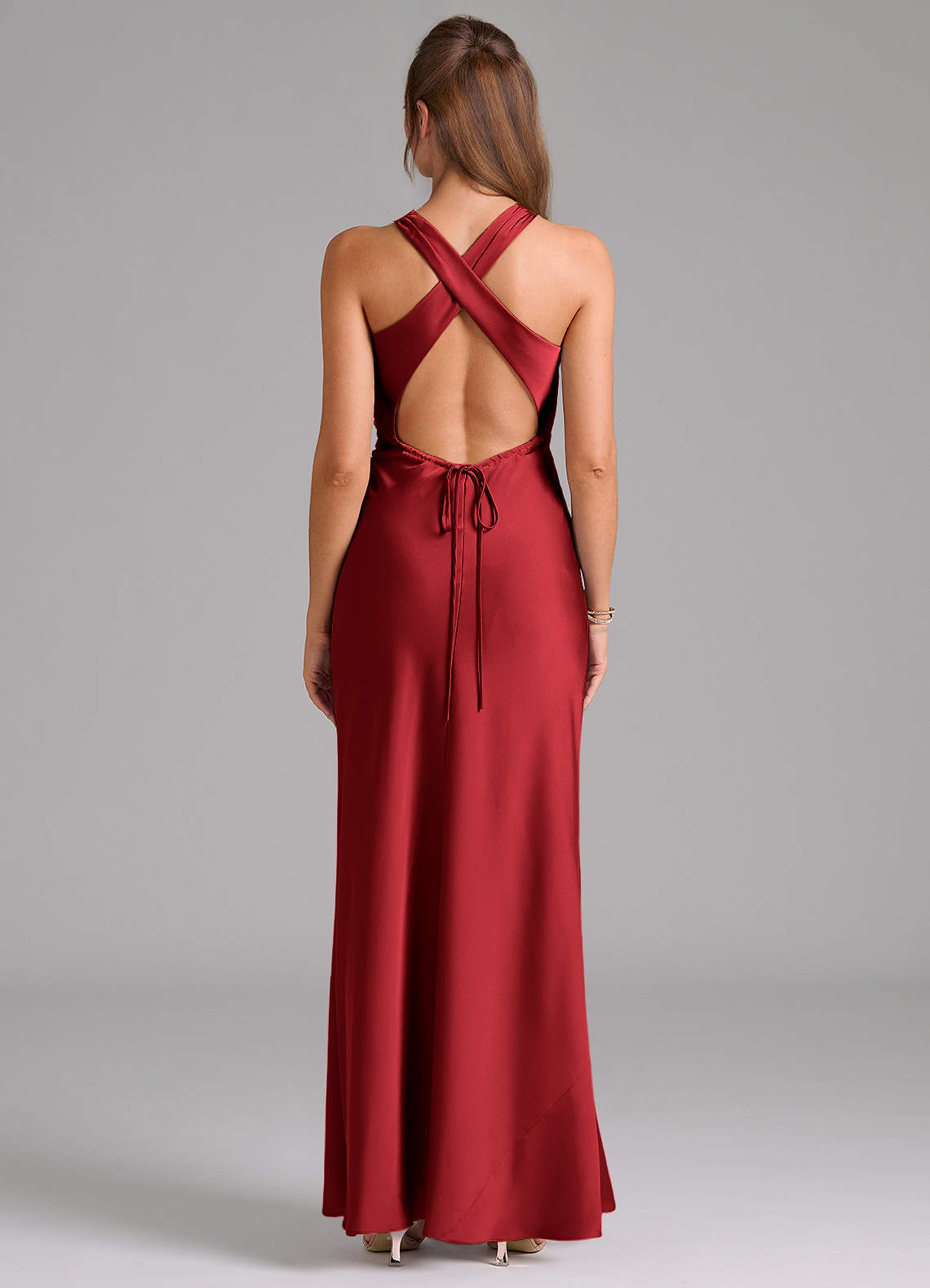 Evadne Sheath Scoop-Neck Stretch Satin Bridesmaid Dress in Scarlet