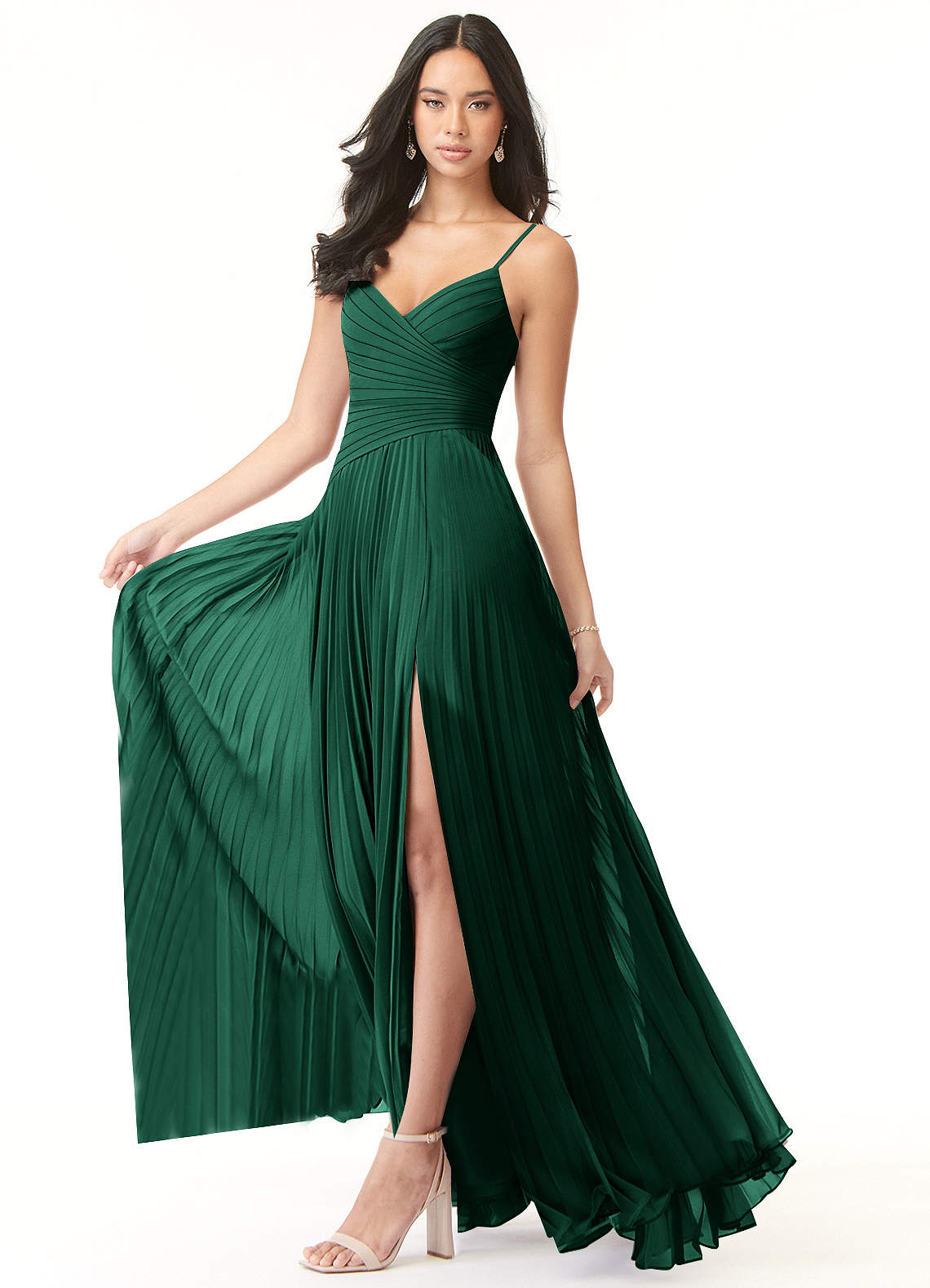 Vini A-Line V-Neck Chiffon Bridesmaid Dress in Emerald