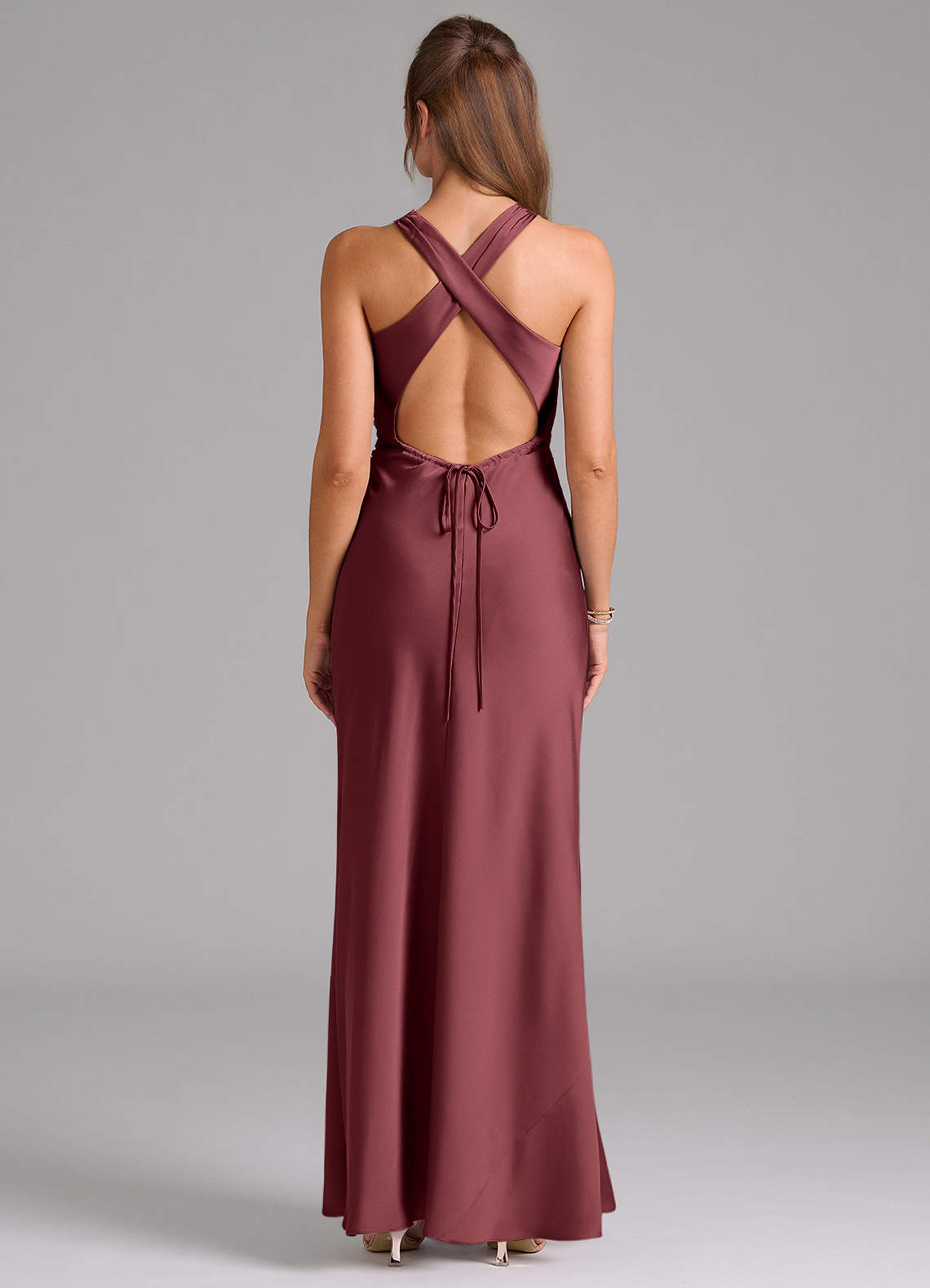 Evadne Sheath Scoop-Neck Stretch Satin Bridesmaid Dress in Merlot