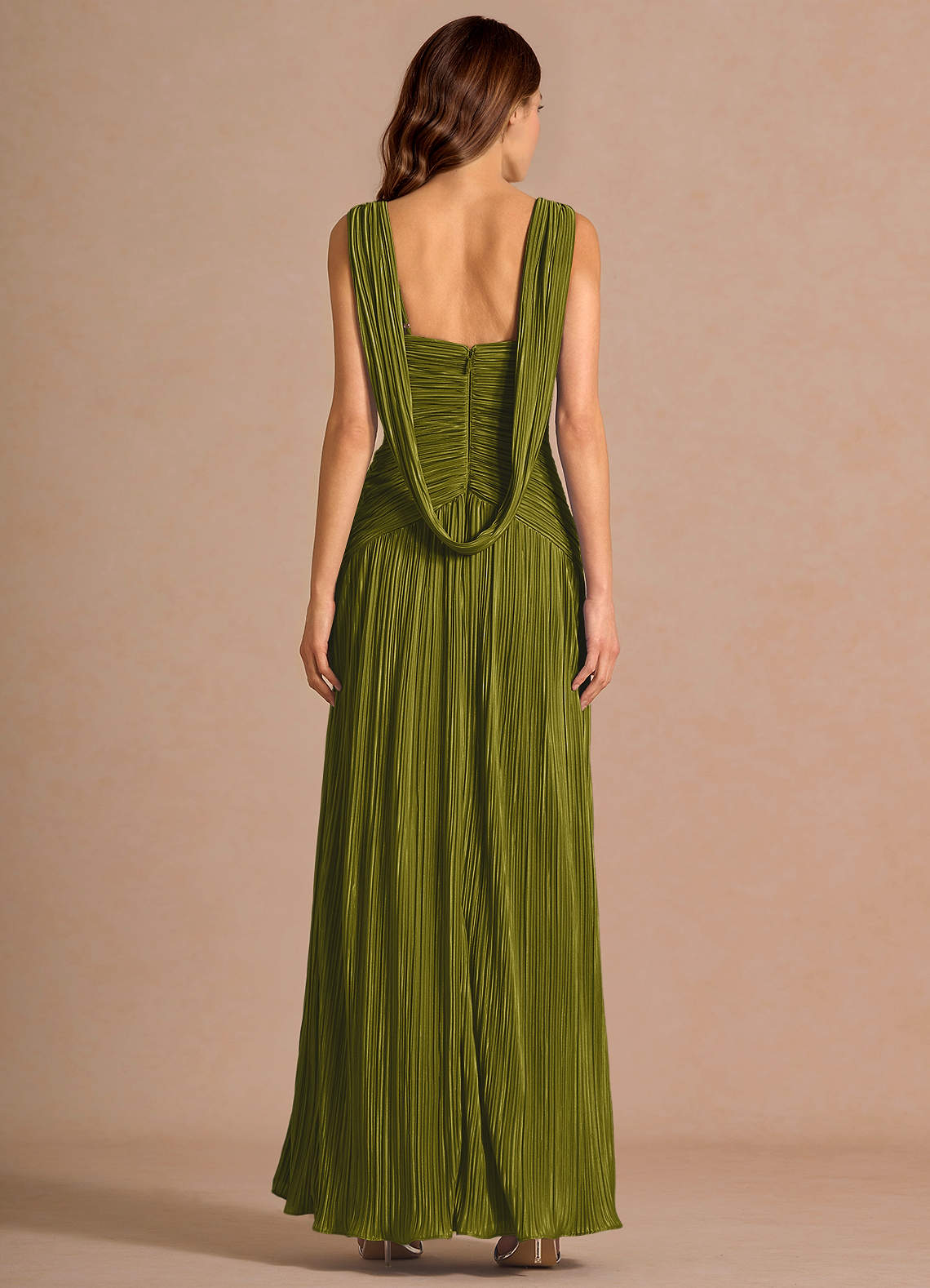 Quellia Sheath V-Neck Stretch Knit Wedding Guest Dress in Green Lemon