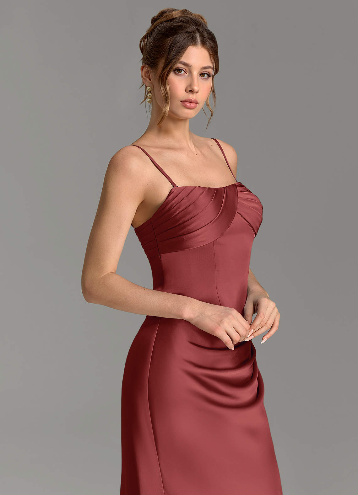 Nicki Sheath Scoop-Neck Stretch Satin Bridesmaid Dress in Terracotta