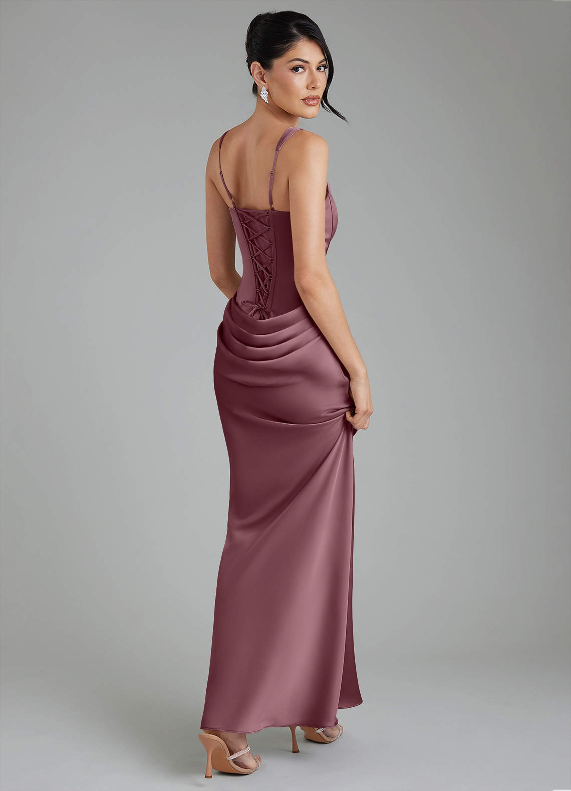 Etta Mermaid Square-Neck Stretch Satin Bridesmaid Dress in Amethyst