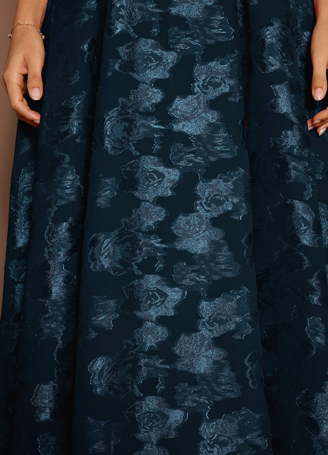 Briac A-Line Scoop-Neck Fil Coupé Evening Dress in Navy