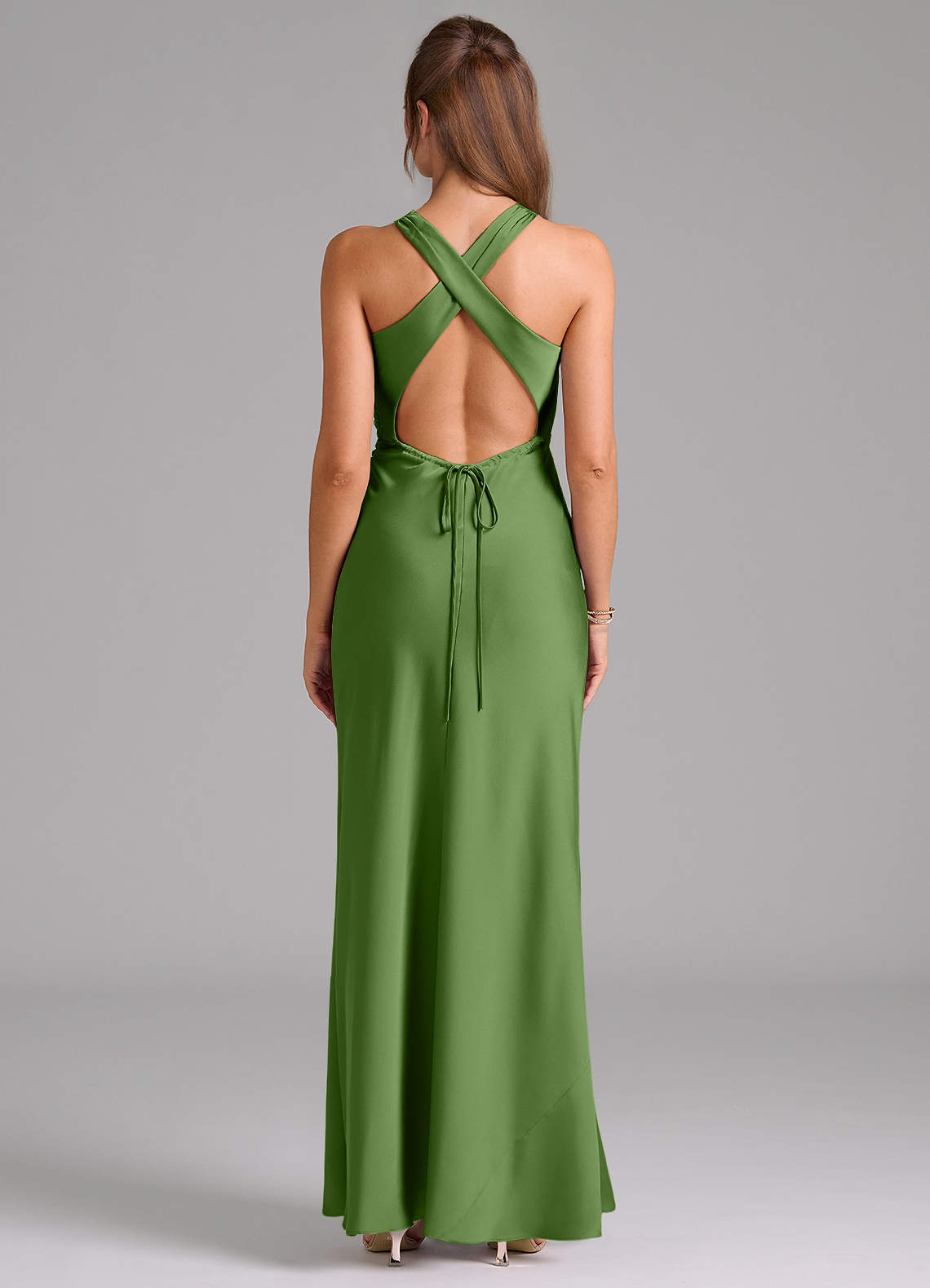 Evadne Sheath Scoop-Neck Stretch Satin Bridesmaid Dress in Basil