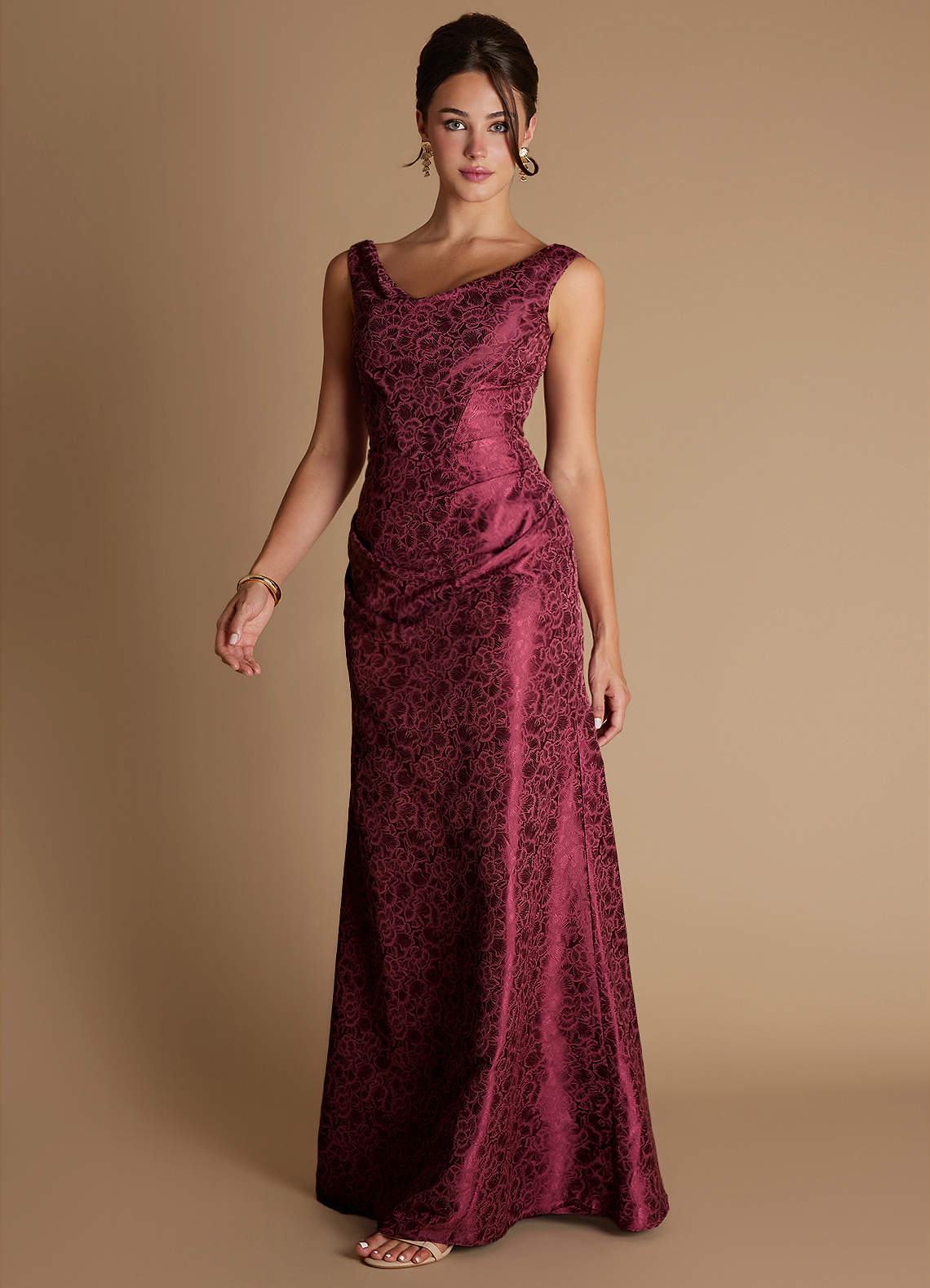 Kiana Mermaid Scoop-Neck Jacquard Wedding Guest Dress in Wine