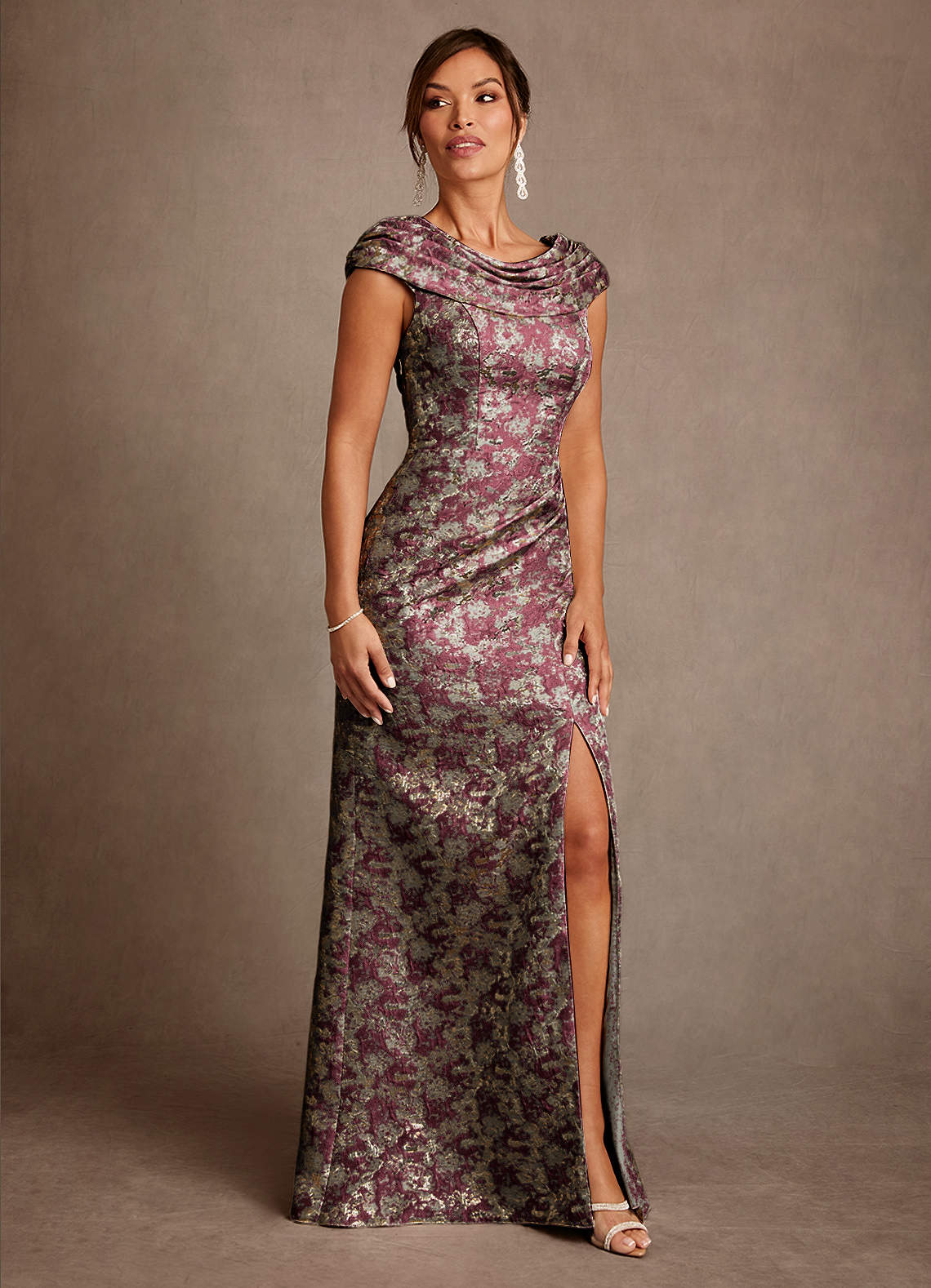Irvine A-Line Scoop-Neck Jacquard Mother of the Bride Dress in Cabernet