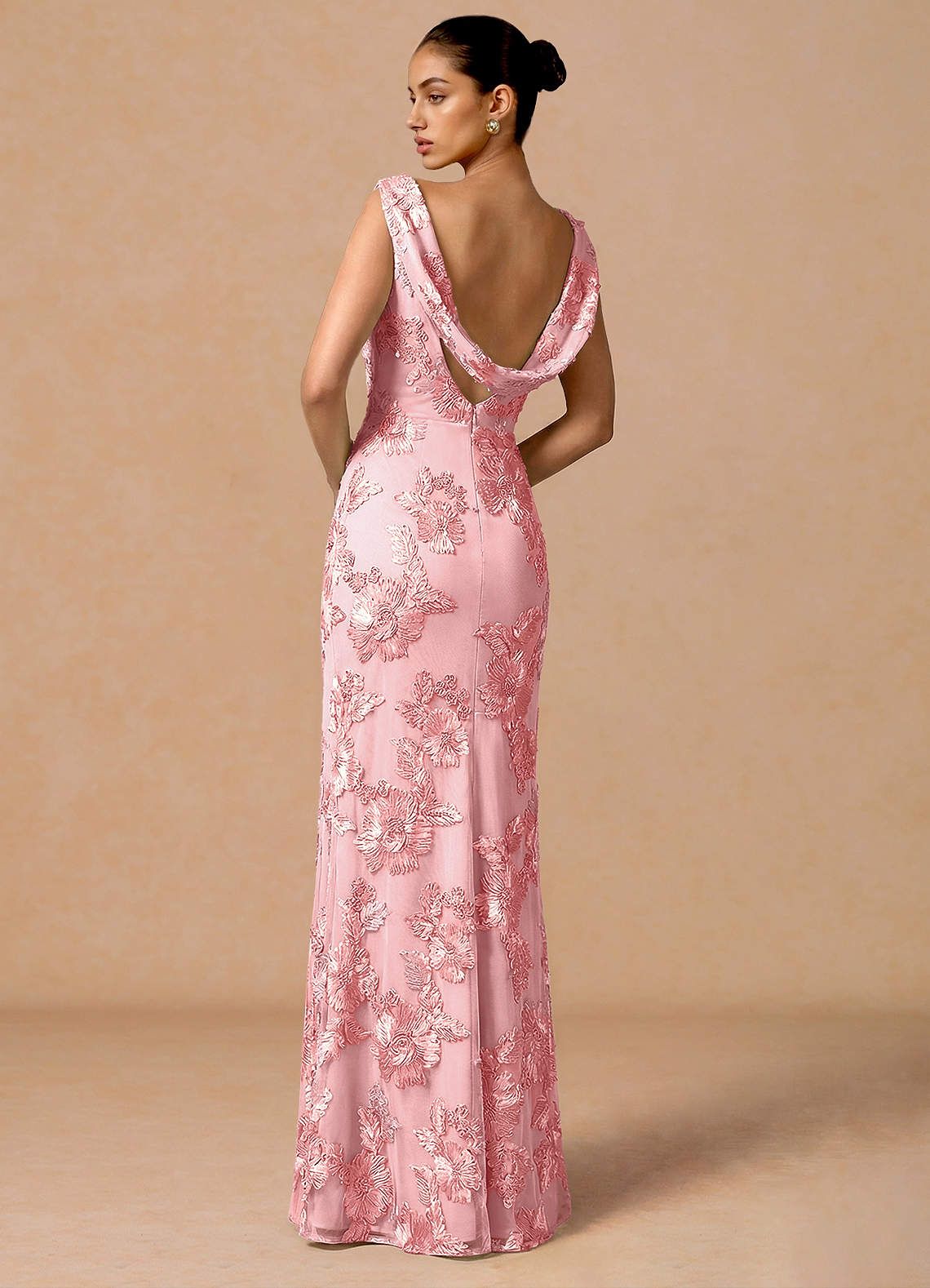 Elowis Column Open-Back Floral Mesh Evening Dress in Pink