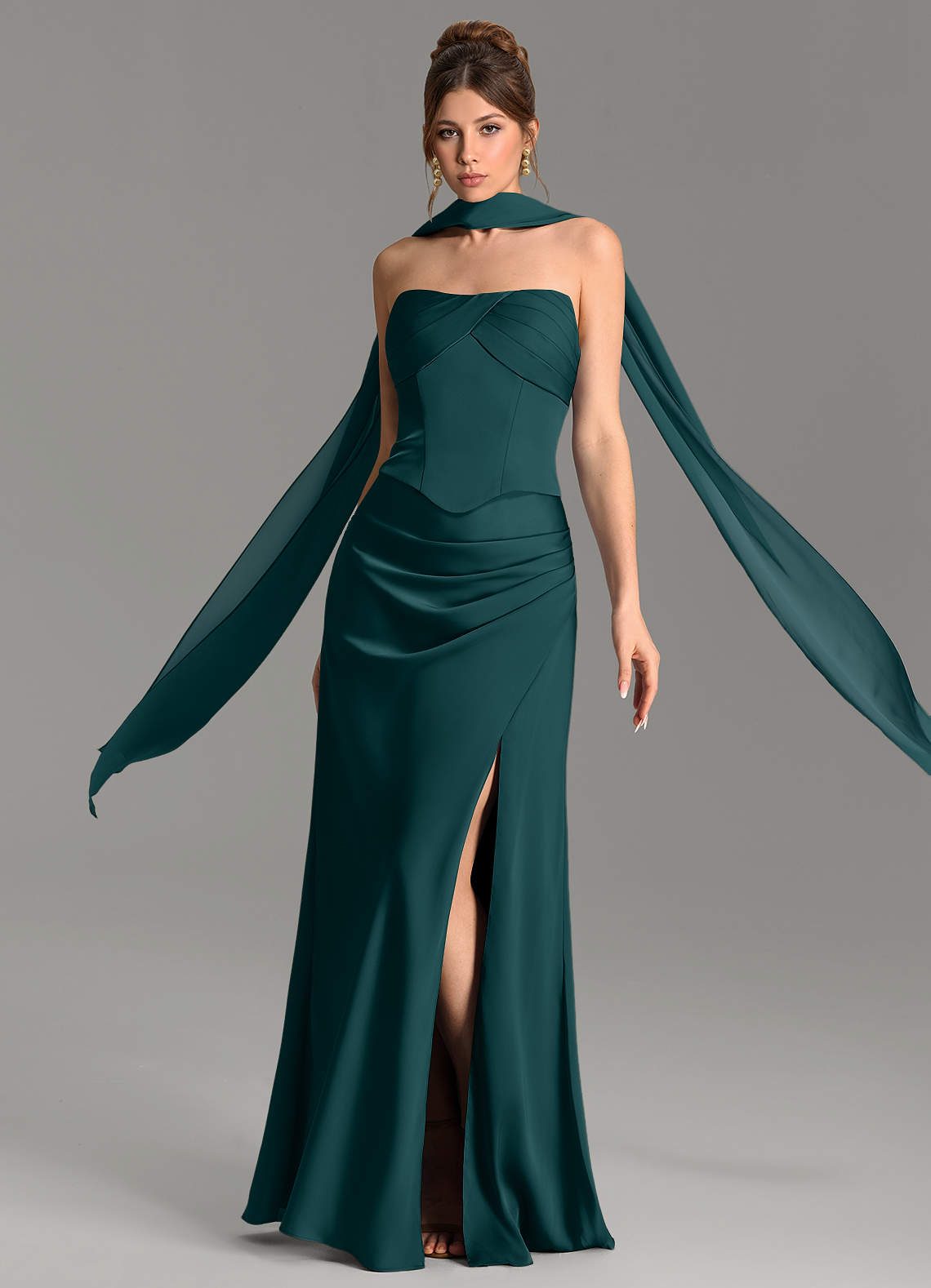 Nicki Sheath Scoop-Neck Stretch Satin Bridesmaid Dress in Pine