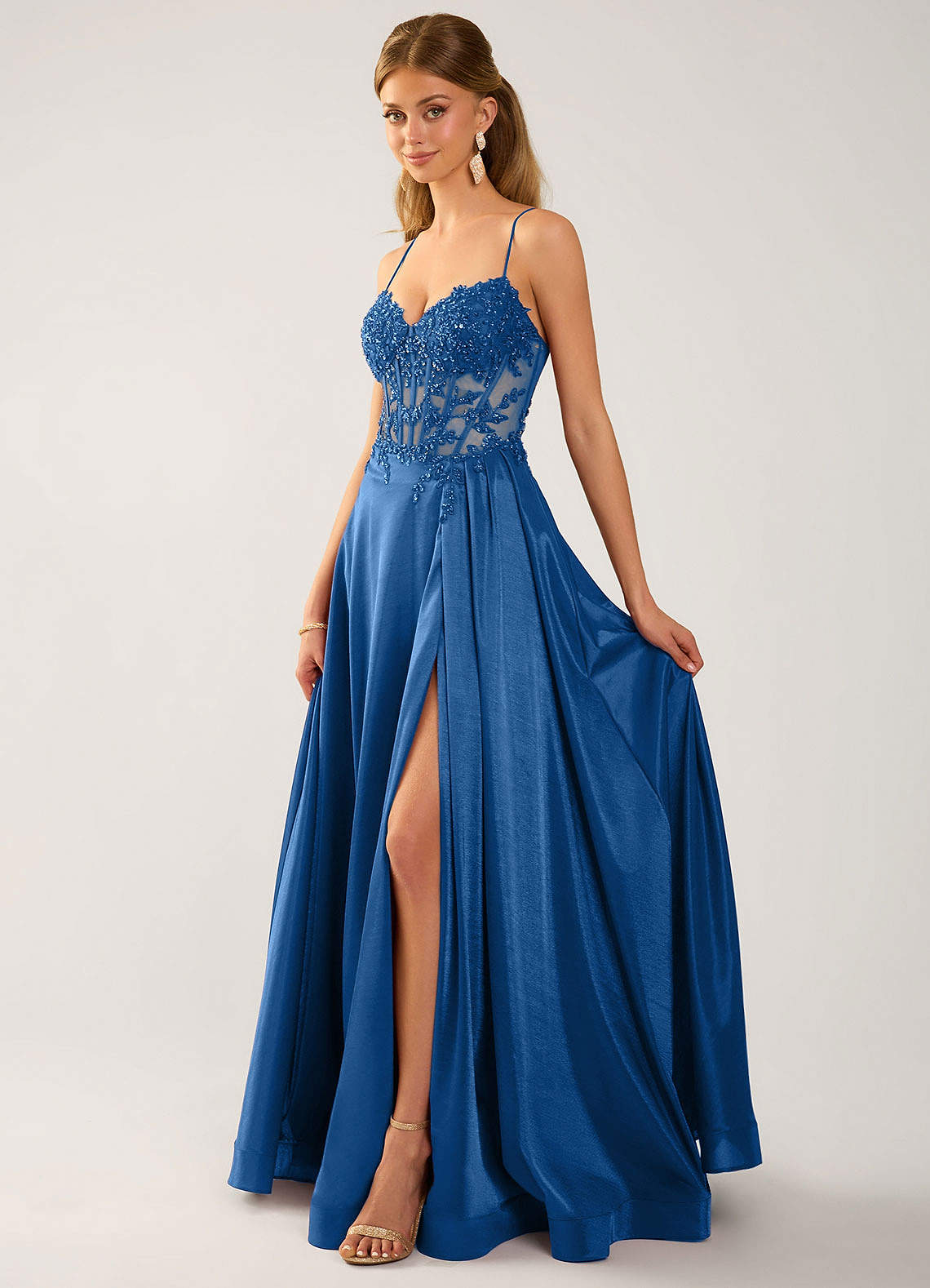 Isoldemark A-Line Sweetheart Satin Evening Dress in Royal Blue