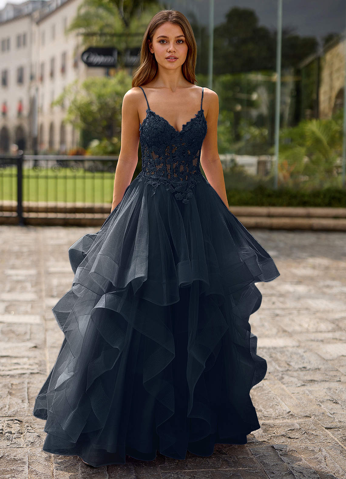 Spitze Ball Gown Sweetheart Lace Tulle Evening Dress in Navy
