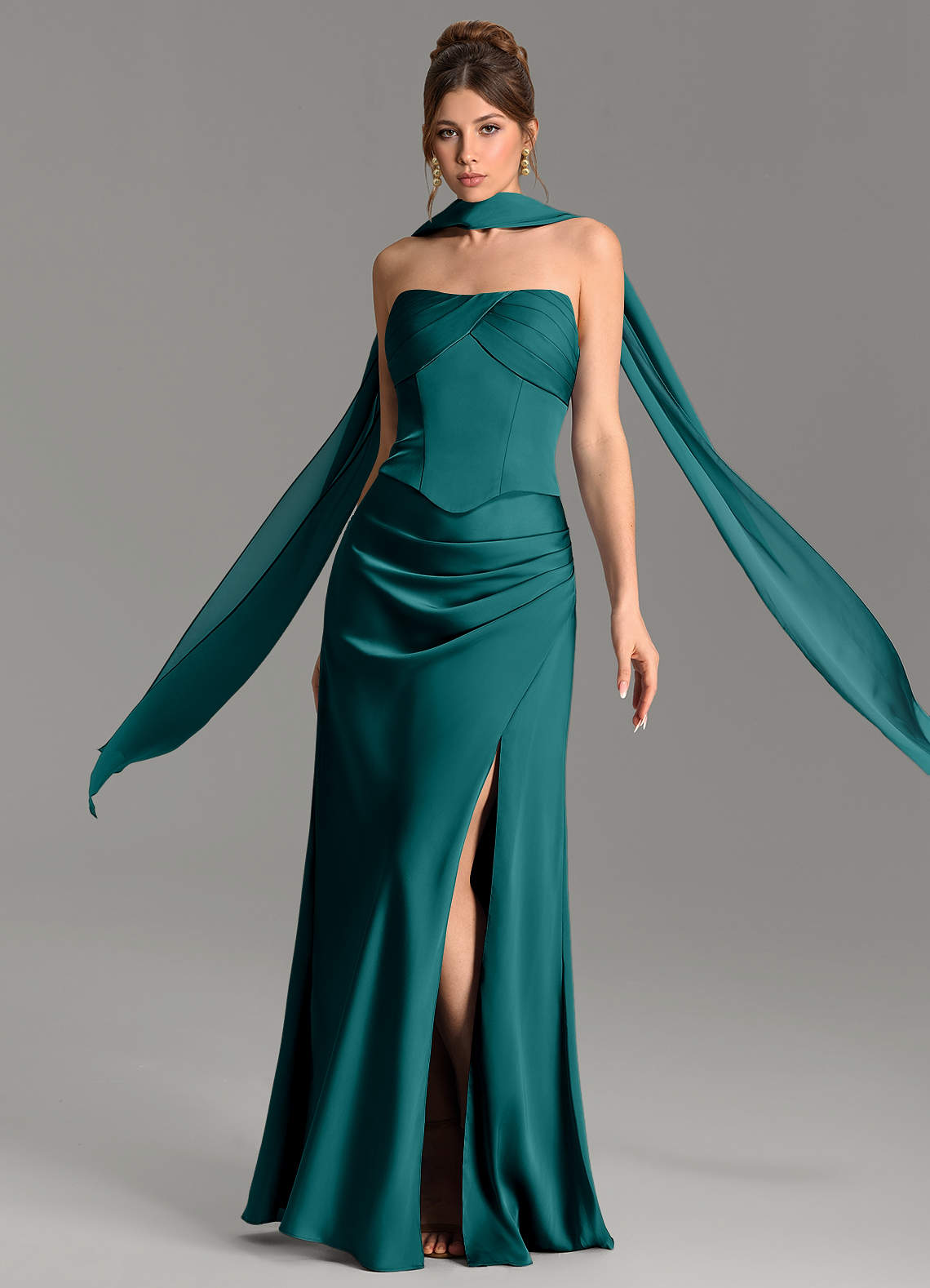 Nicki Sheath Scoop-Neck Stretch Satin Bridesmaid Dress in Peacock