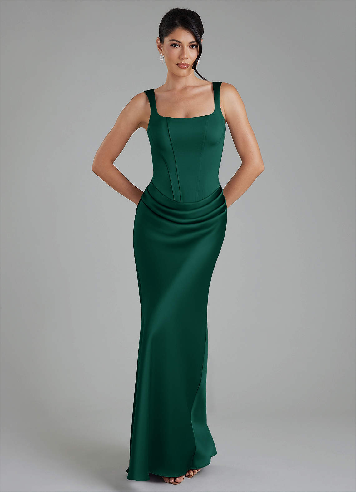 Etta Mermaid Square-Neck Stretch Satin Bridesmaid Dress in Emerald