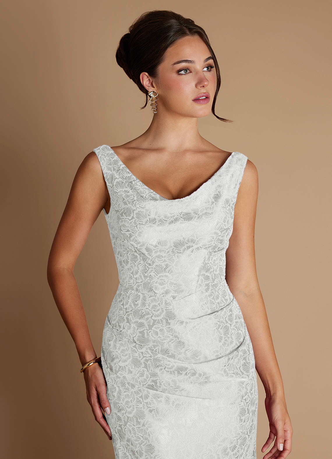 Kiana Mermaid Scoop-Neck Jacquard Wedding Guest Dress in Cream