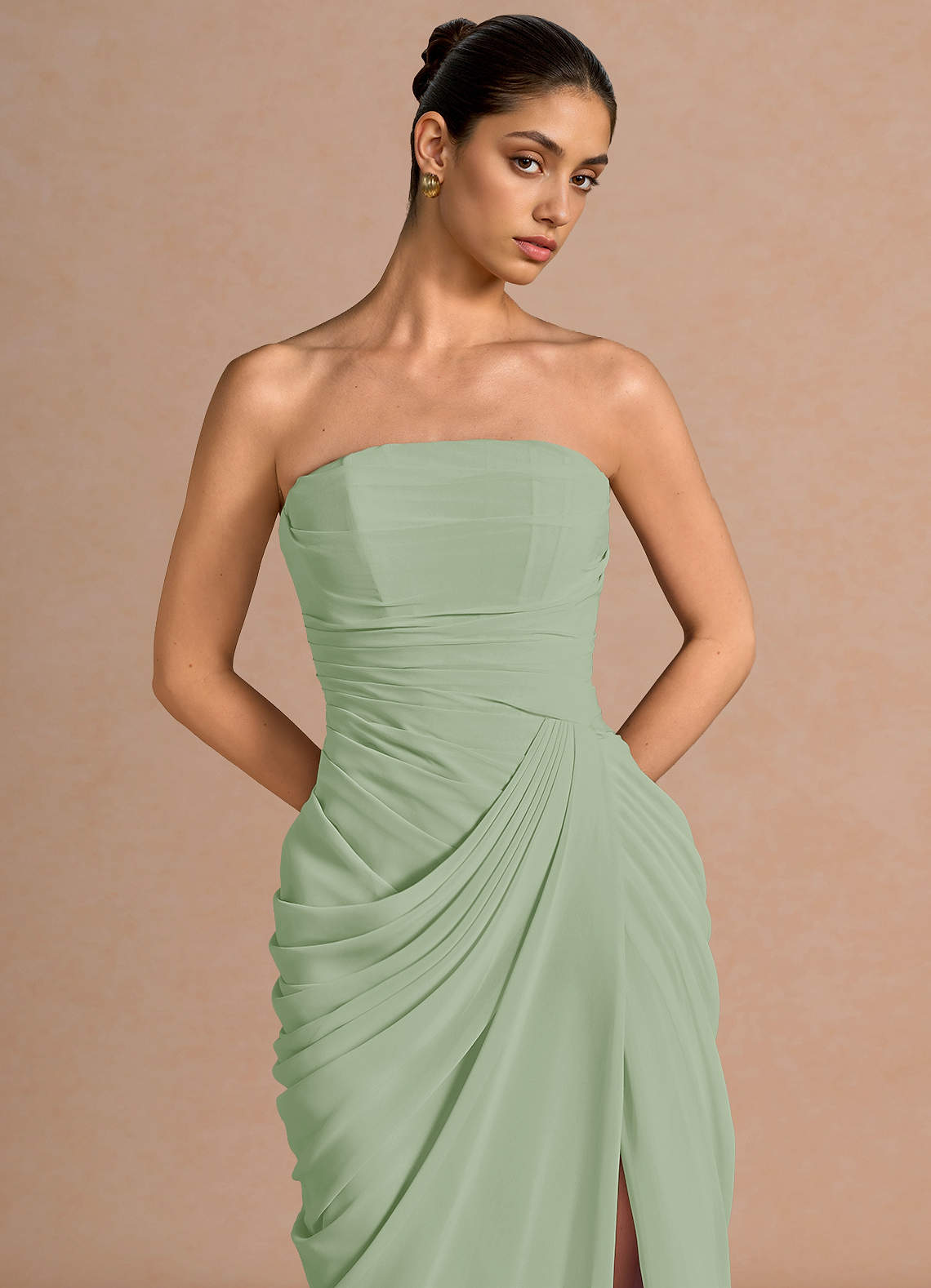 Kaavia Column Pleated Chiffon Midi Evening Dress in Light Green