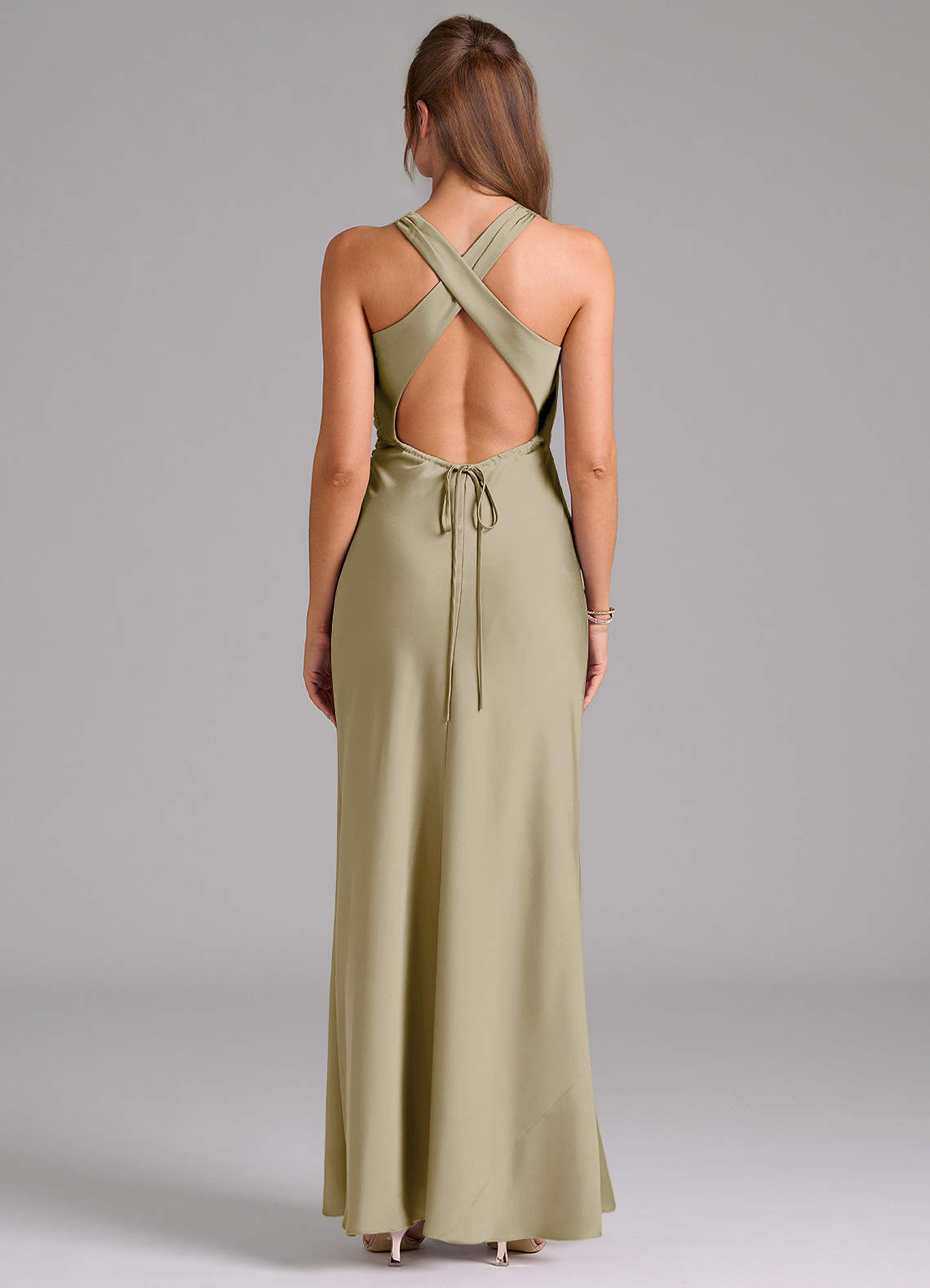 Evadne Sheath Scoop-Neck Stretch Satin Bridesmaid Dress in Moss Green