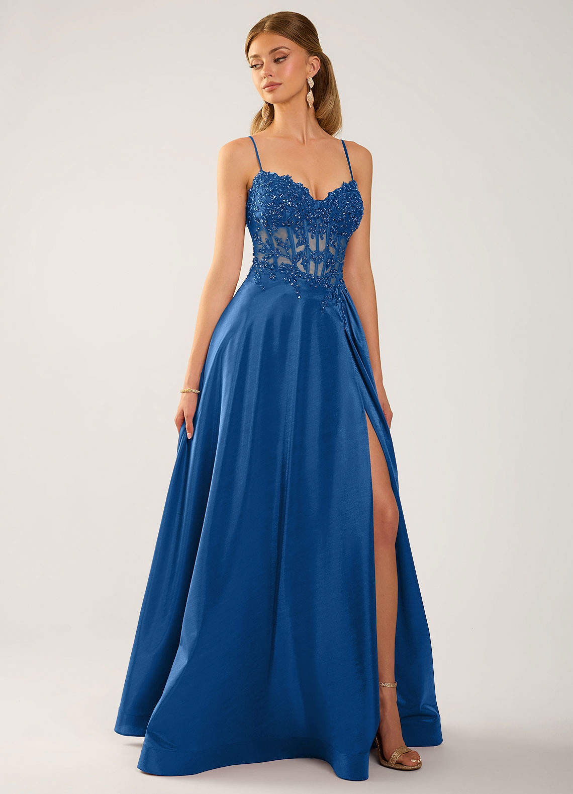 Isoldemark A-Line Sweetheart Satin Evening Dress in Royal Blue