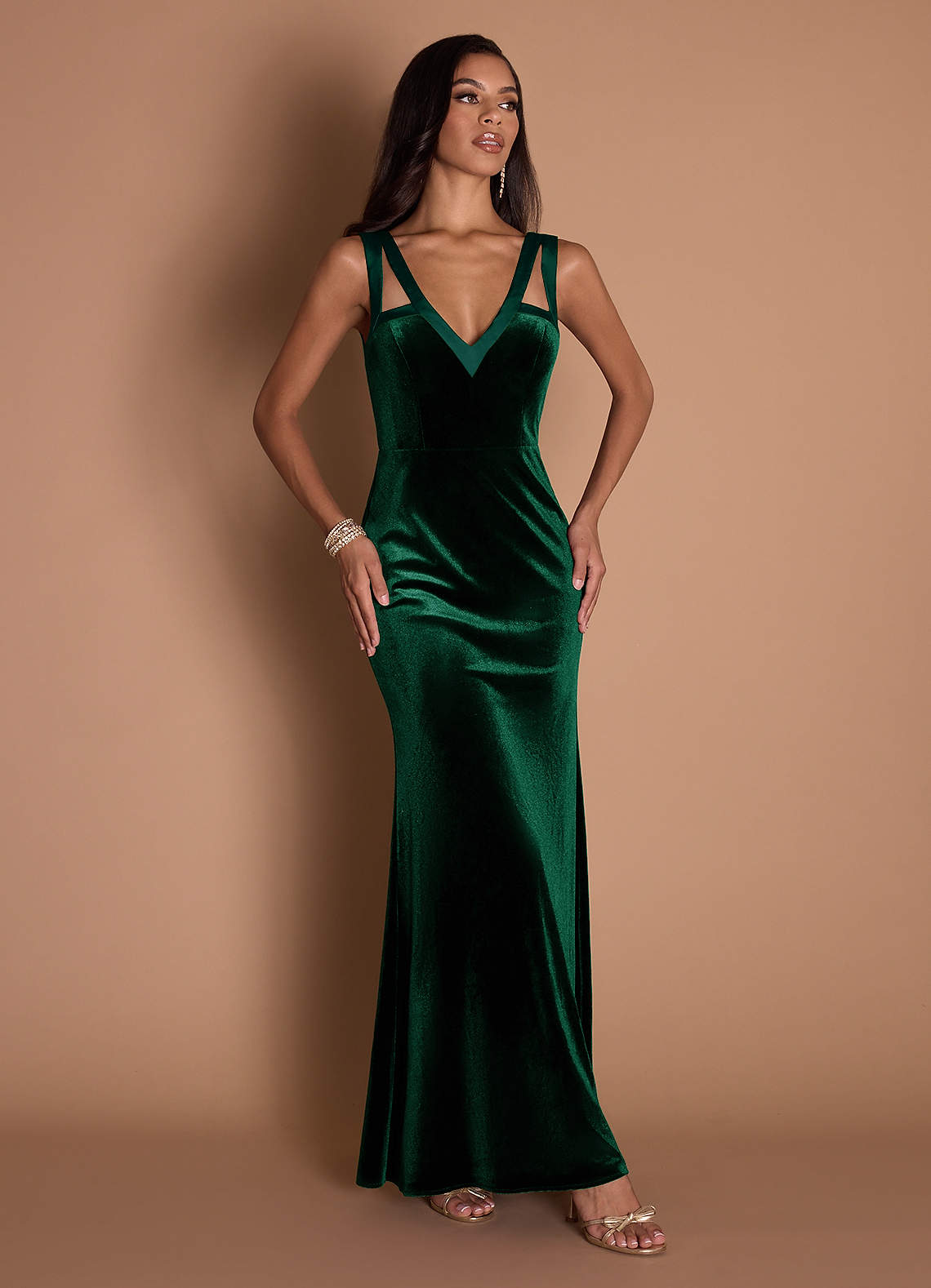 Tania Mermaid V-Neck Stretch Satin and Velvet Evening Dress in Hunter Green
