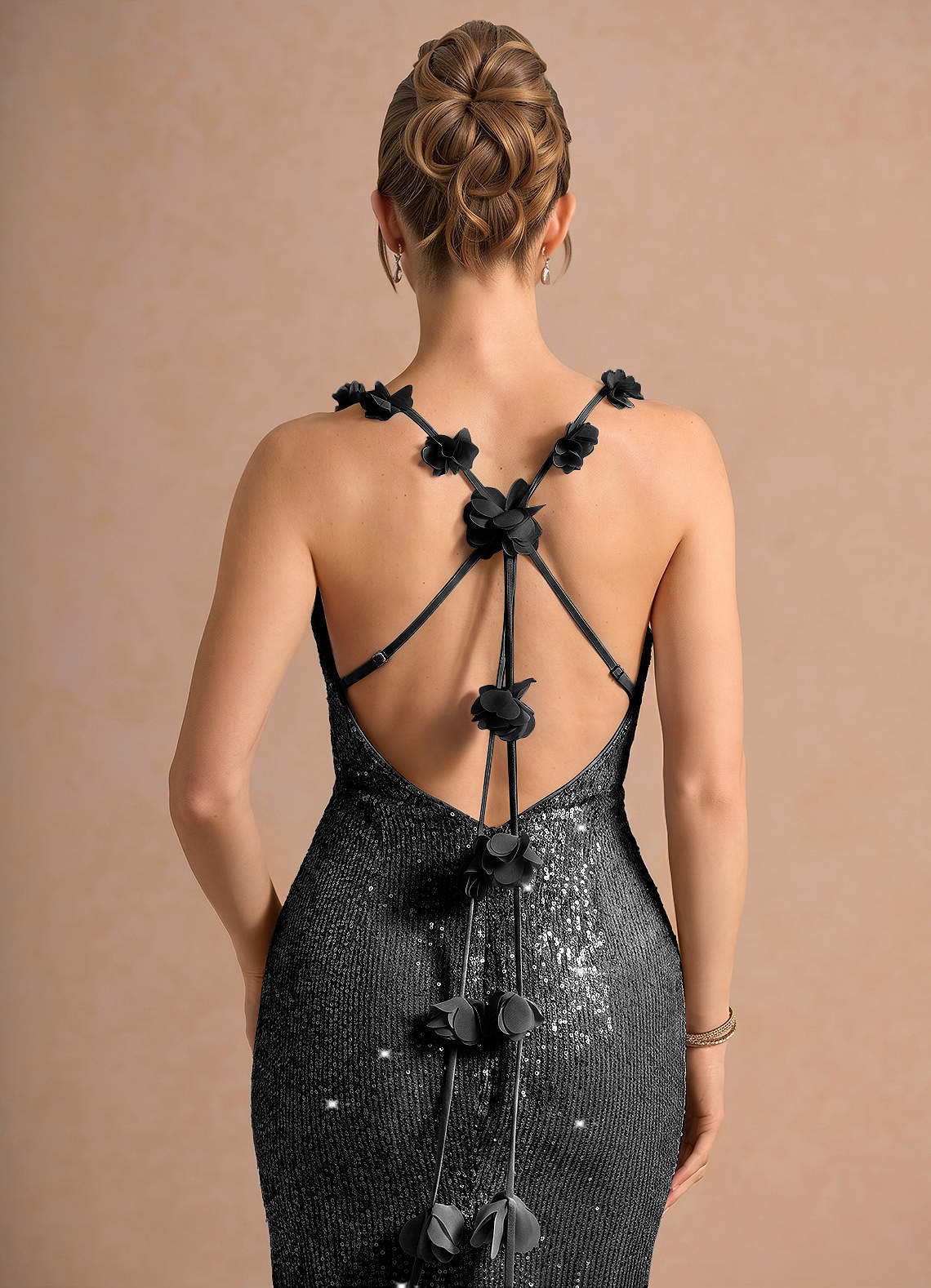 Selara Open-Back Floral Sequin Chiffon Evening Dress in Silver Black